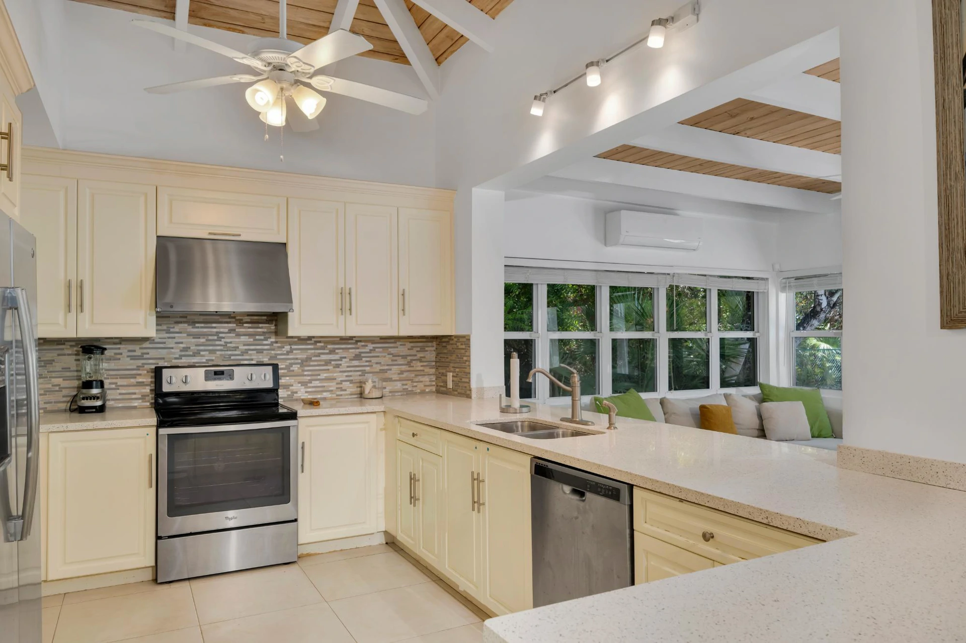 Seagrape Villa on Night Jar Road, Leeward - photo 9