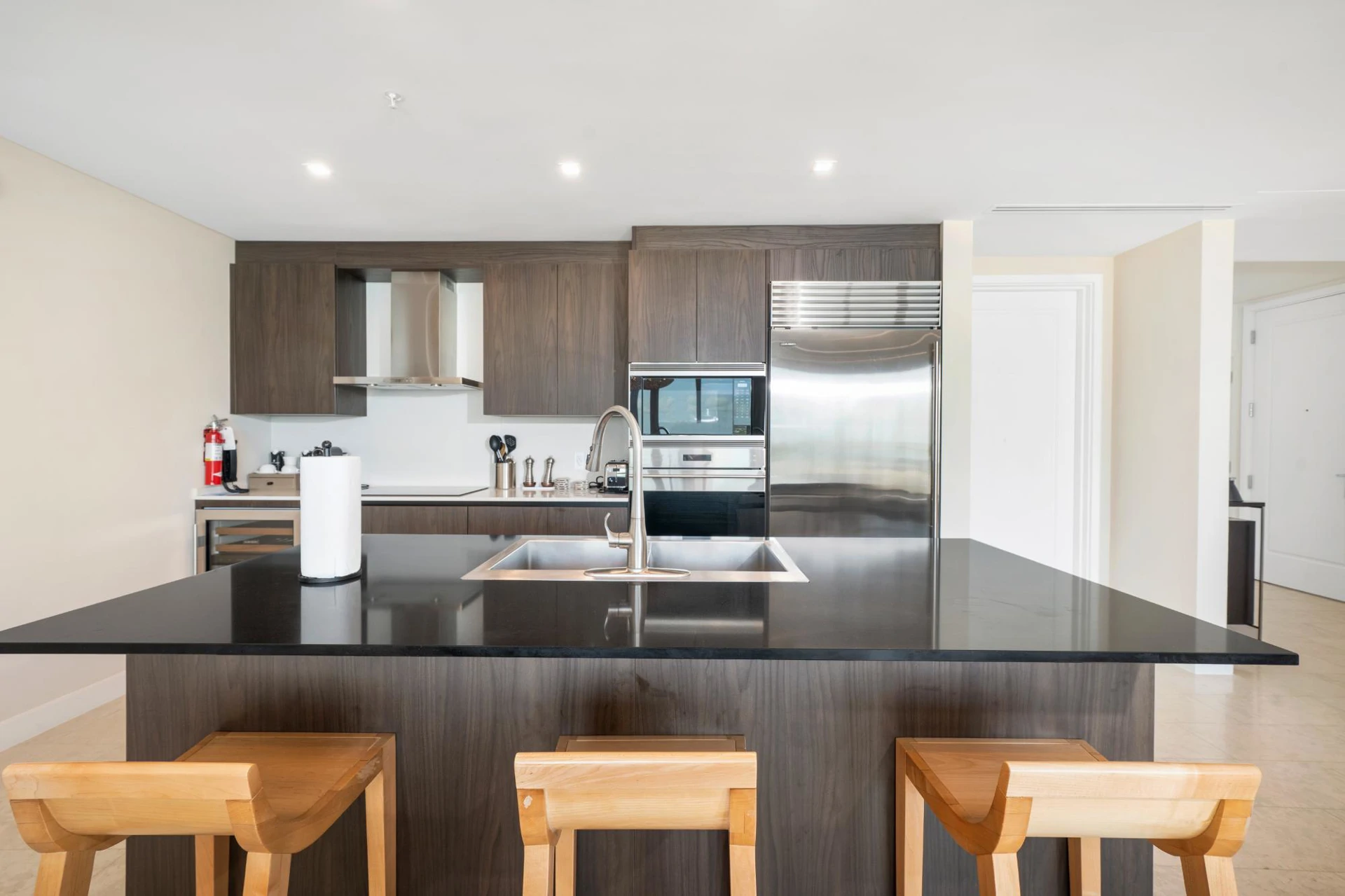 UNIT 2114 RITZ CARLTON 3BR/3BA - Gallery image 4