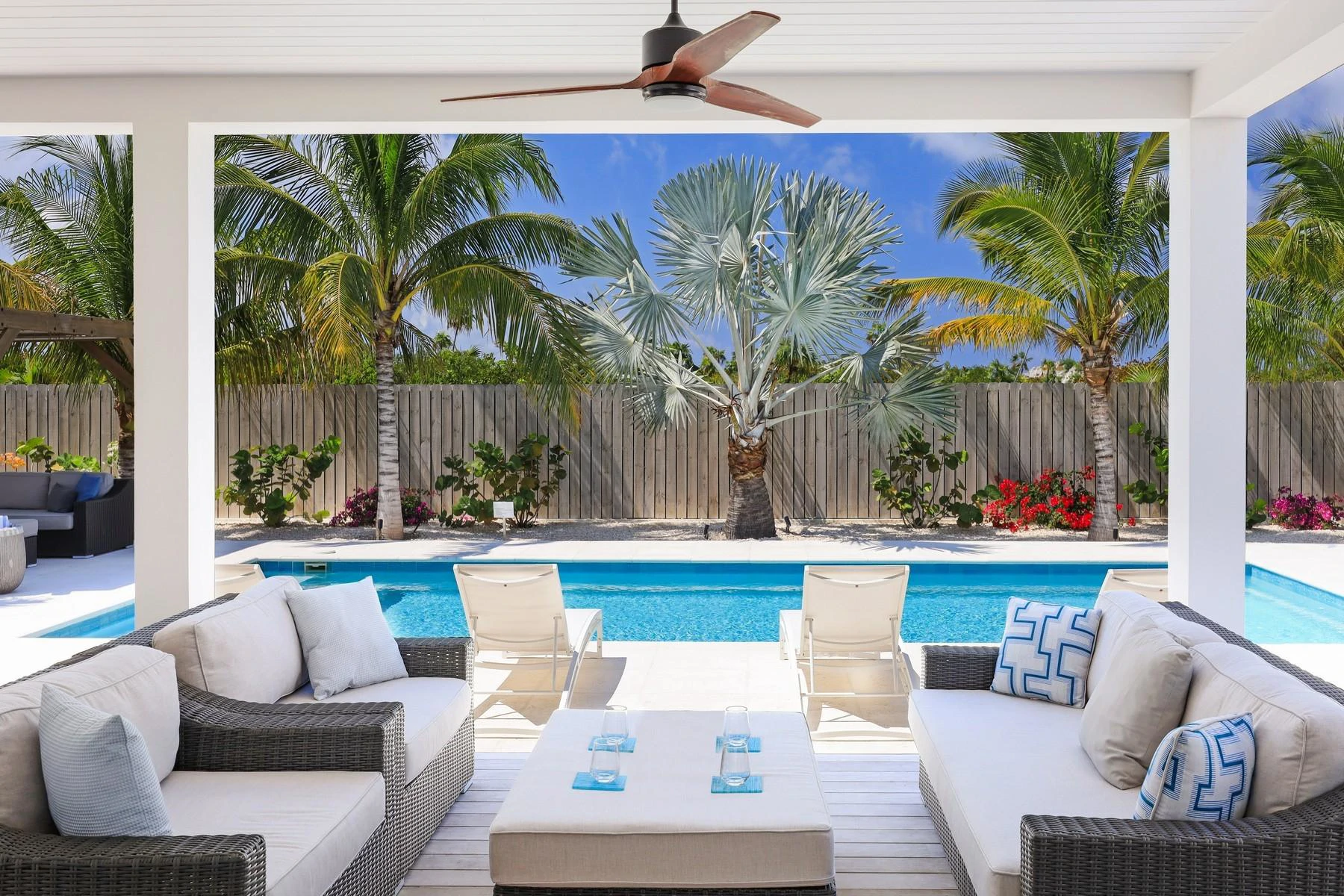 Sunset Beach Villa Unparalleled 21 - Gallery image 3