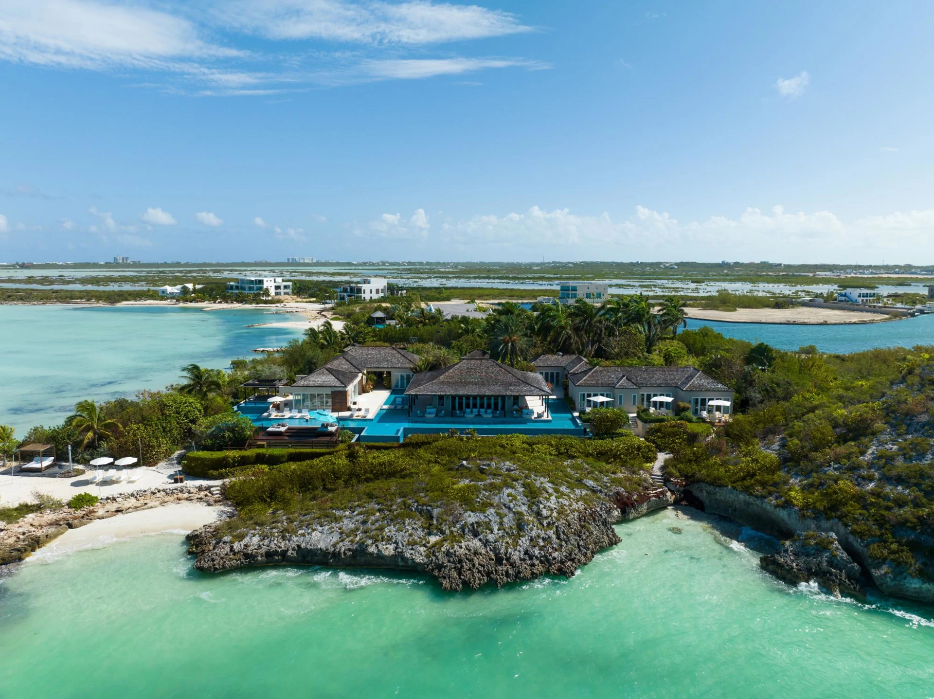 Turtle Tail Estate - Gallery image 3