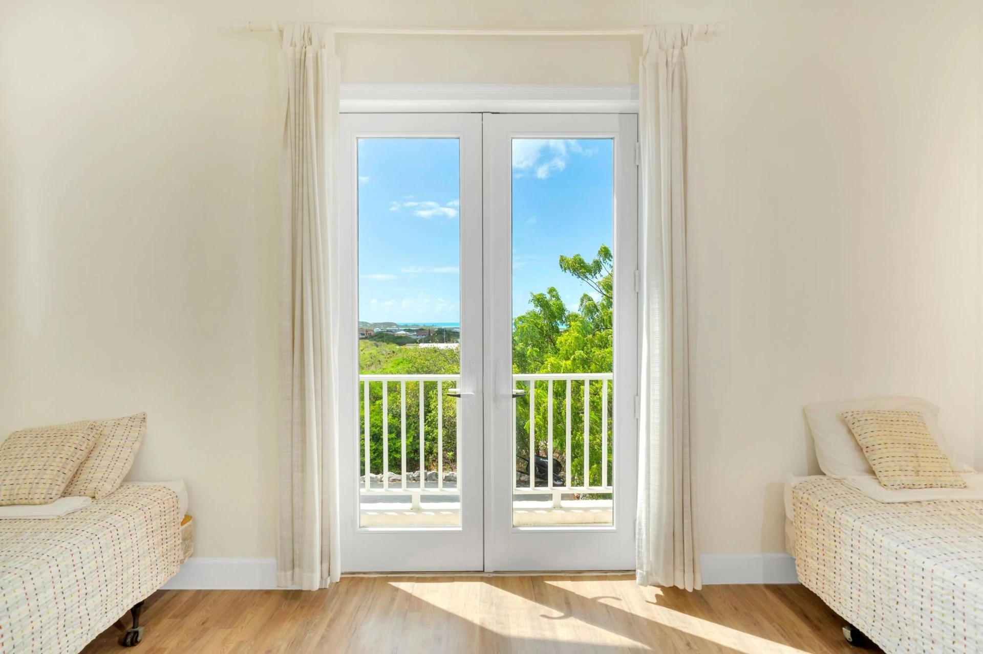 Caicos Blue Villa - photo 19