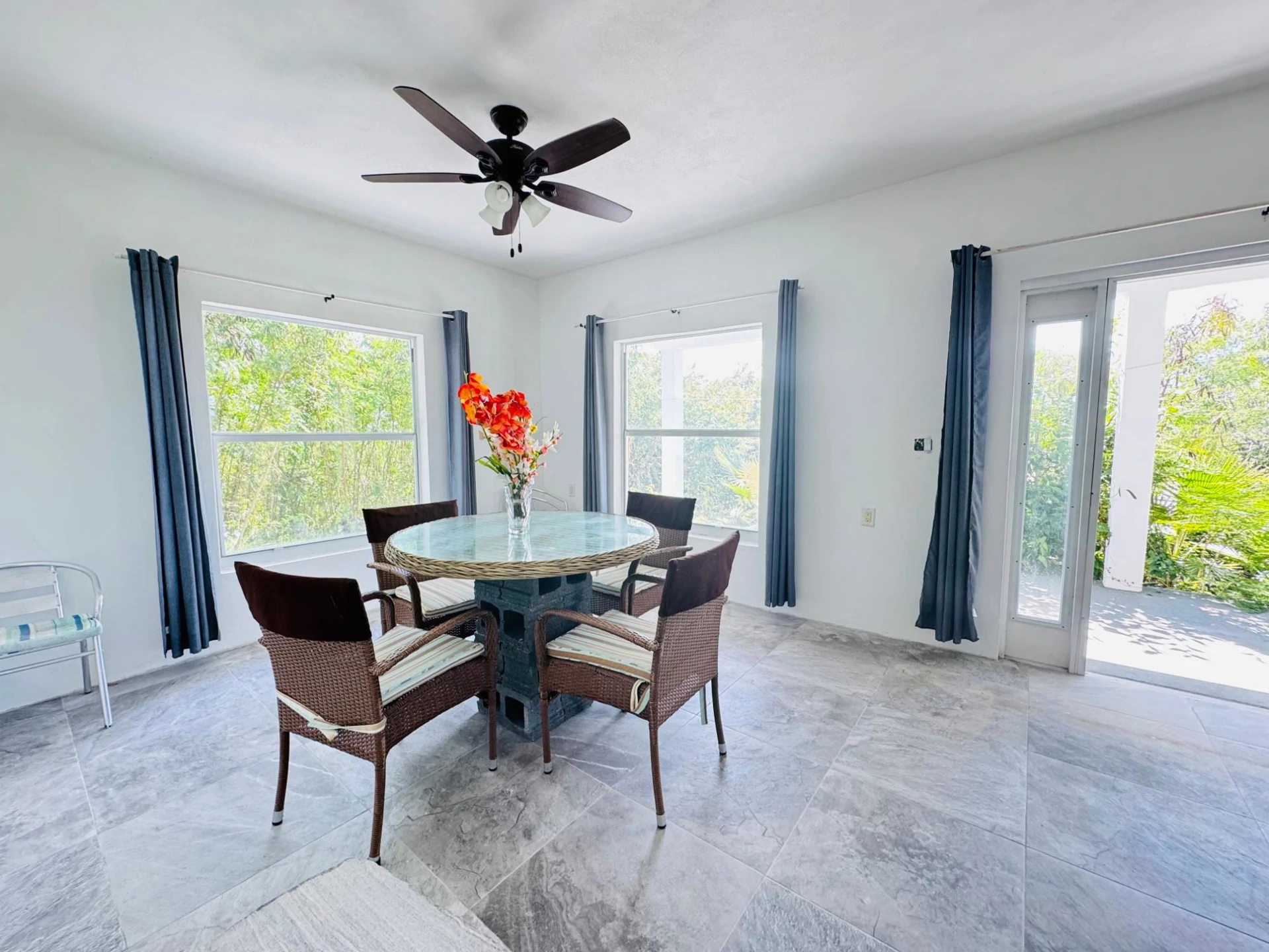 Marshalltown Cottage 1 - Gallery image 3