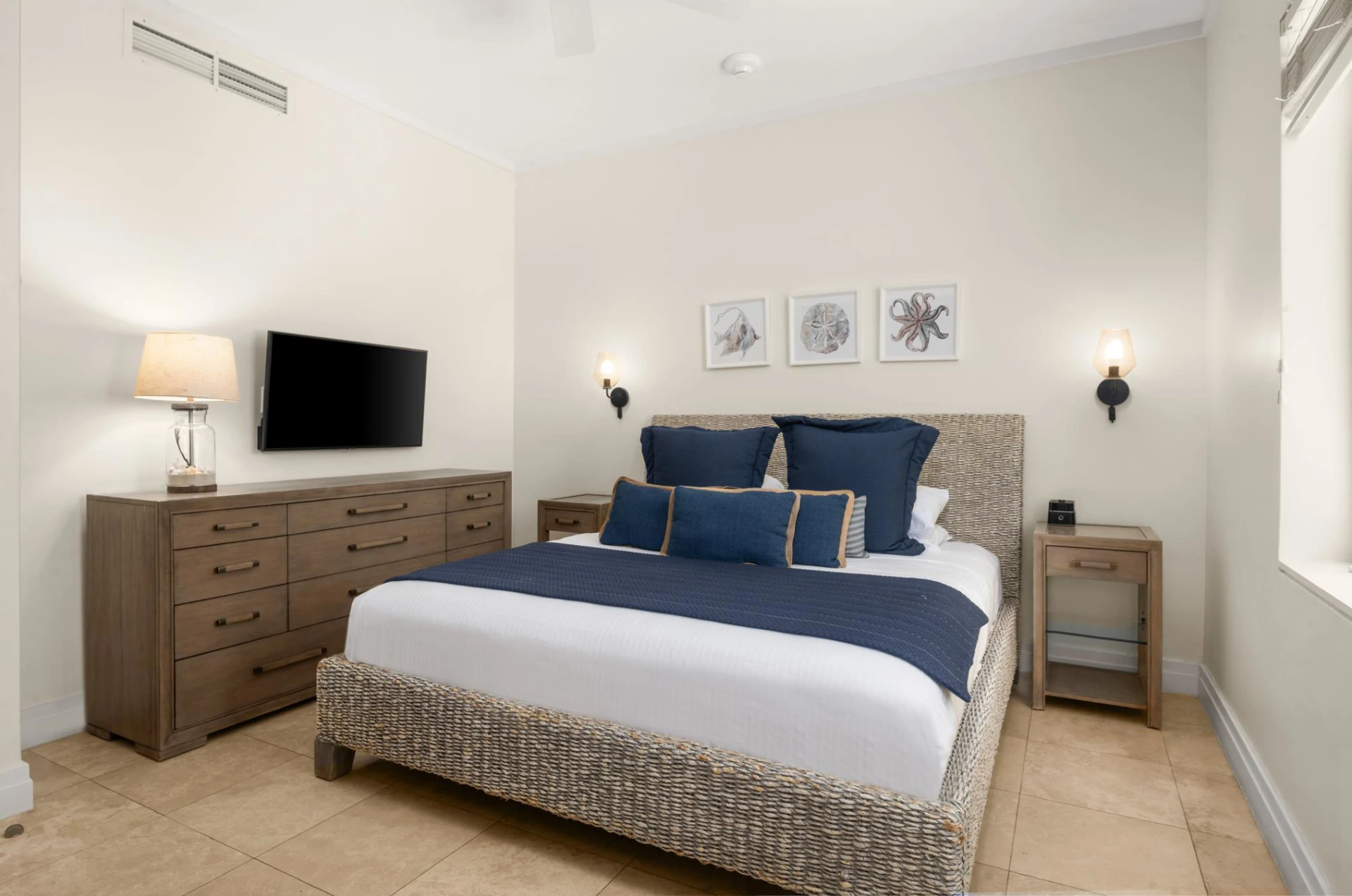 101 West Bay Club - Gallery image 8