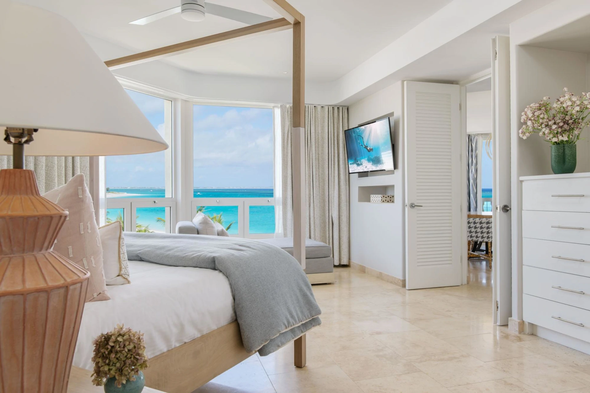 E401.402 Villas At Grace Bay Club - Gallery image 7