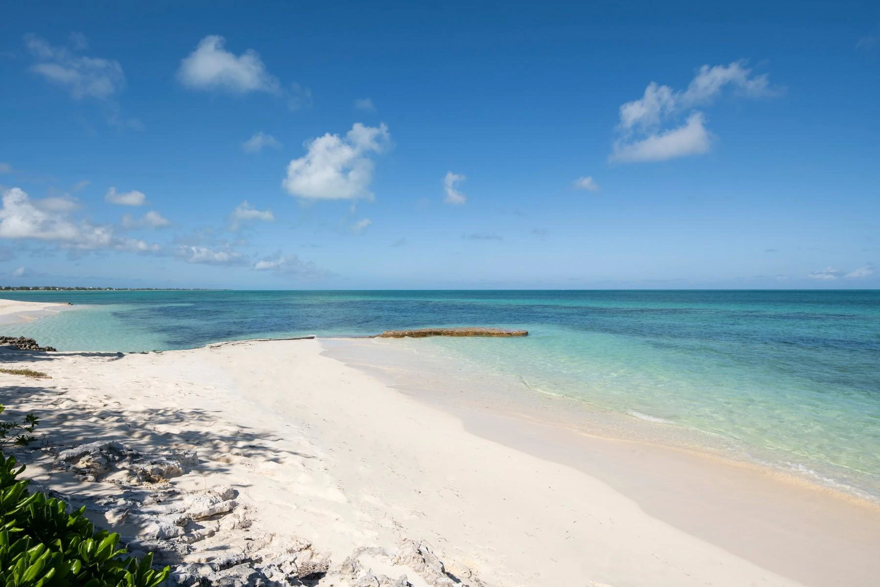 BLUE CAY - Thompson Cove Beachfront - Gallery image 28