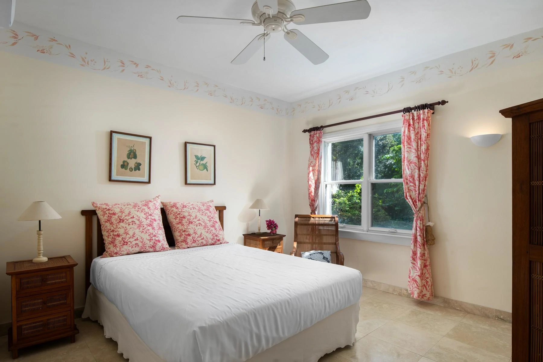 BLUE CAY - Thompson Cove Beachfront - Gallery image 21