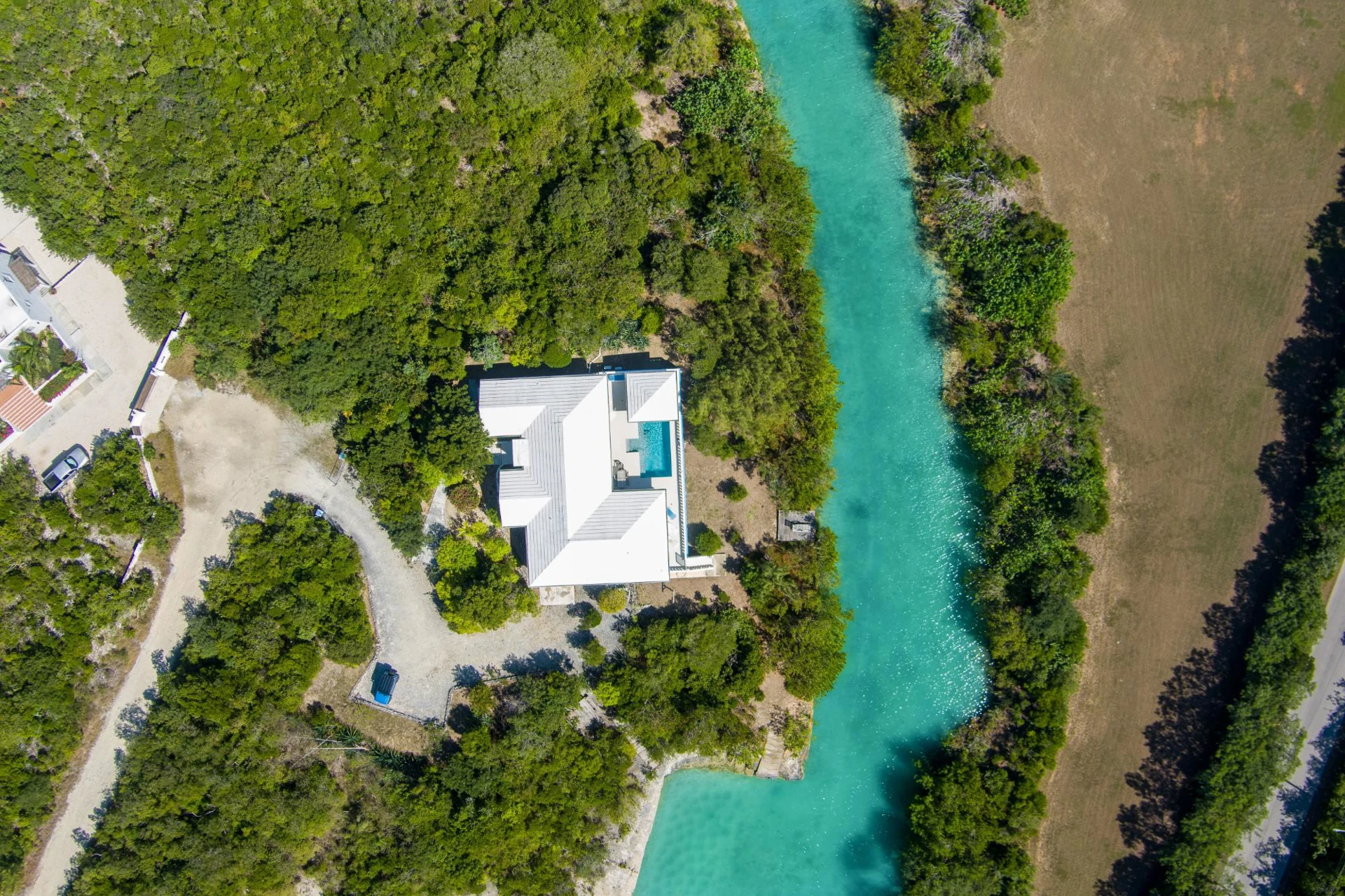 Dolphin Hideaway - Gallery image 23