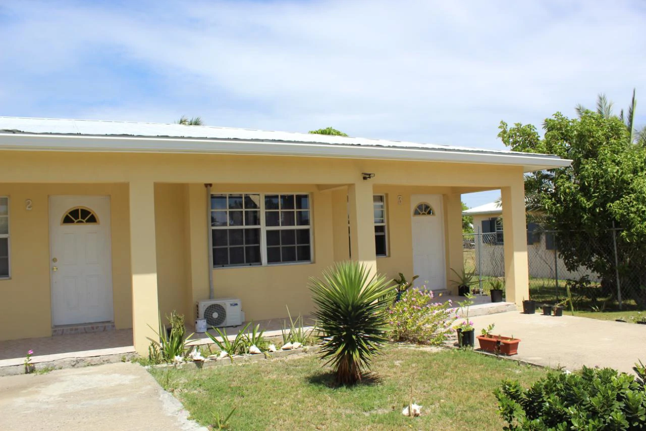 Grand Turk Income Triplex Apt