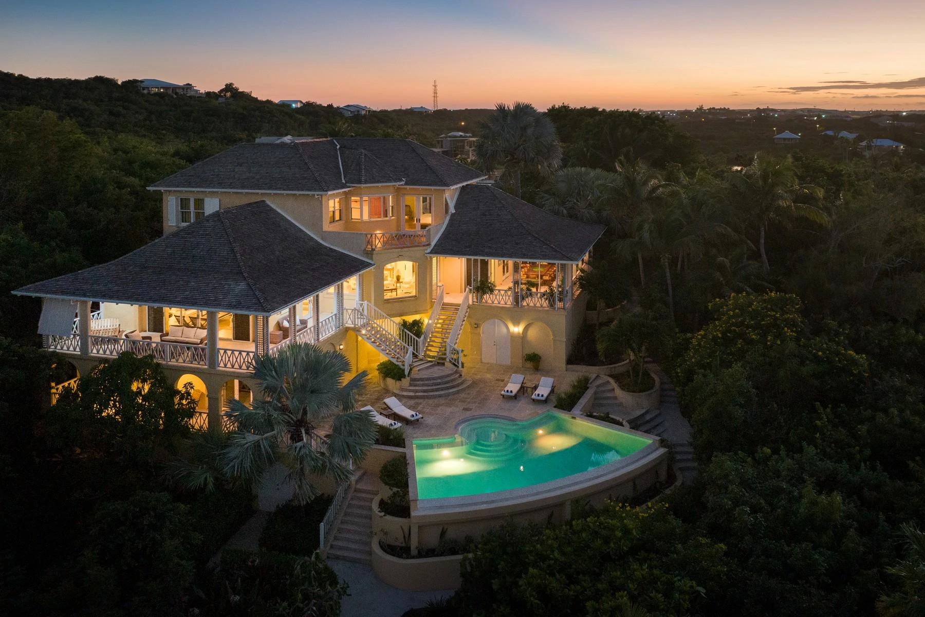 BLUE CAY - Thompson Cove Beachfront - Gallery image 55