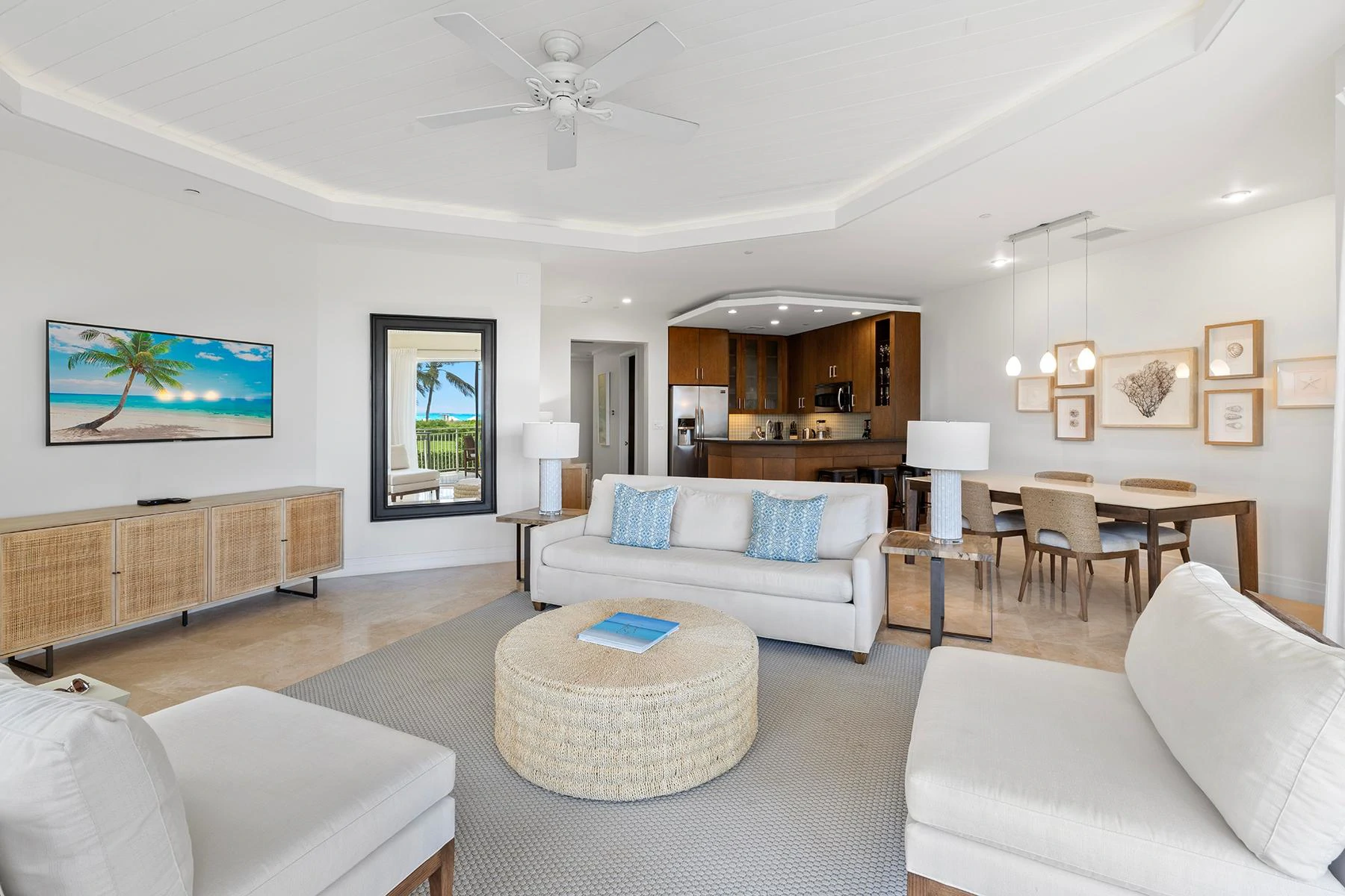 WEST BAY CLUB Suite 109 - Gallery image 3