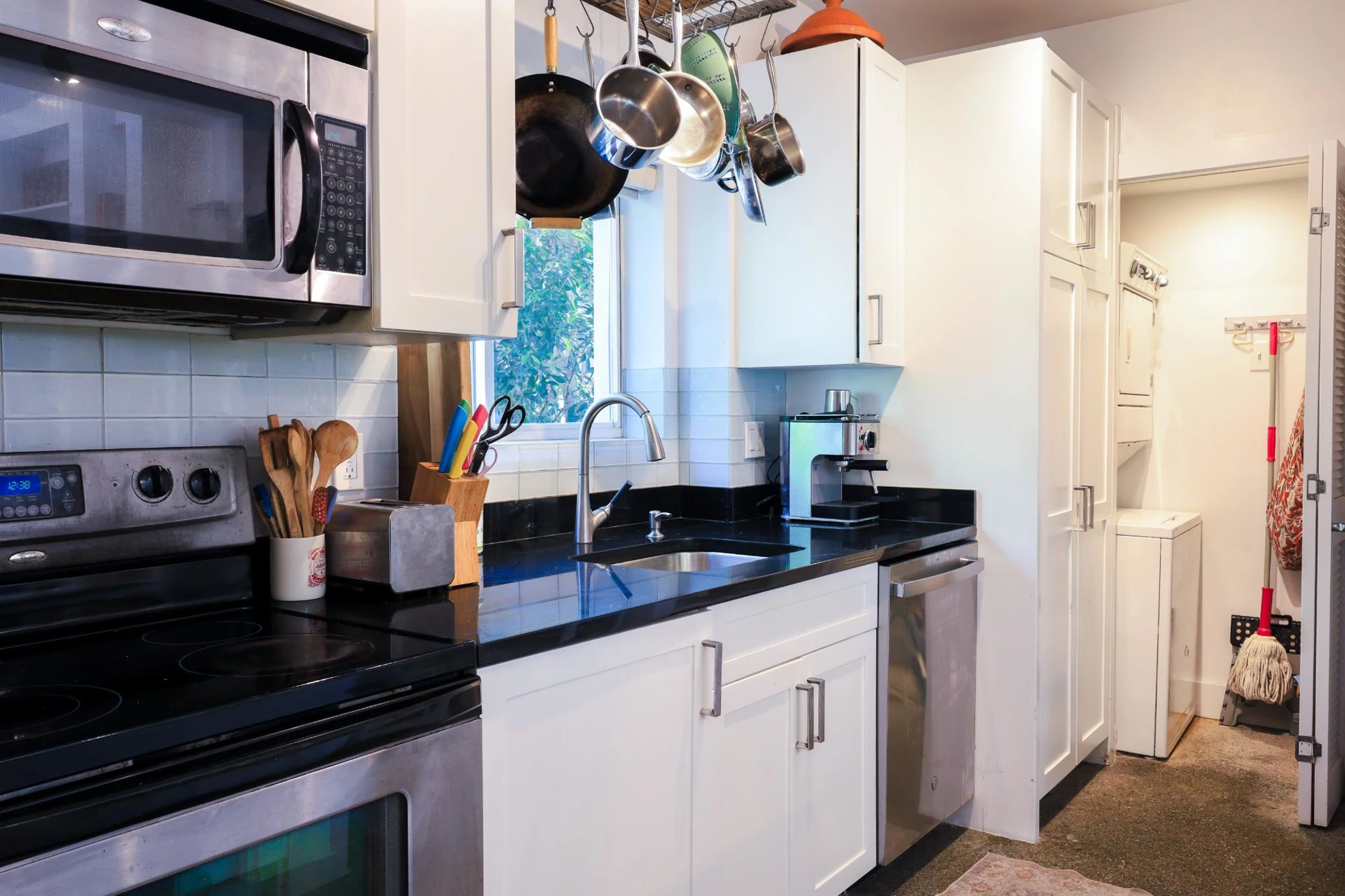 ONE LOFT - Gallery image 7