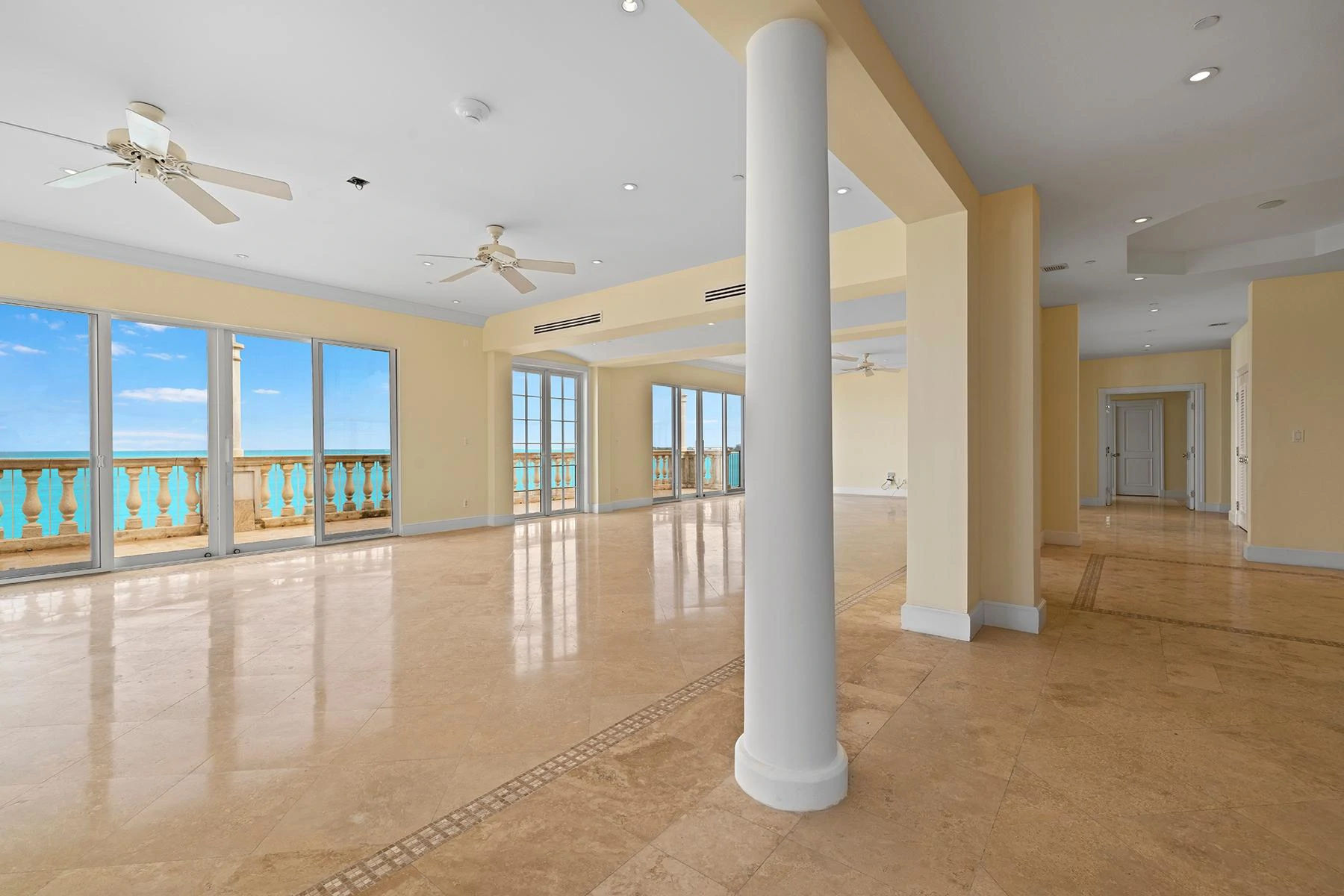 PH 601 - THE REGENT GRAND - Gallery image 9