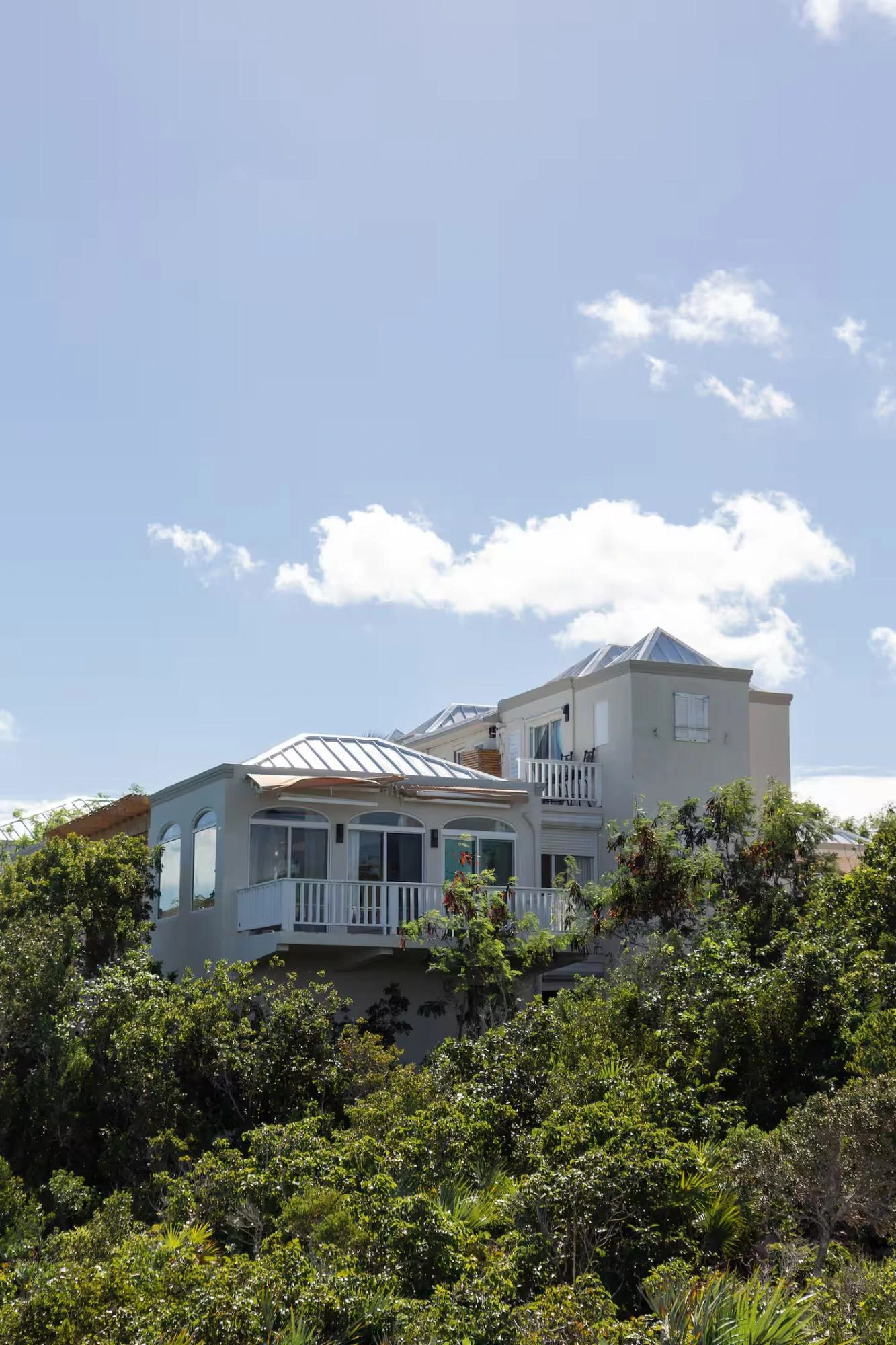 BENBECULA HOUSE