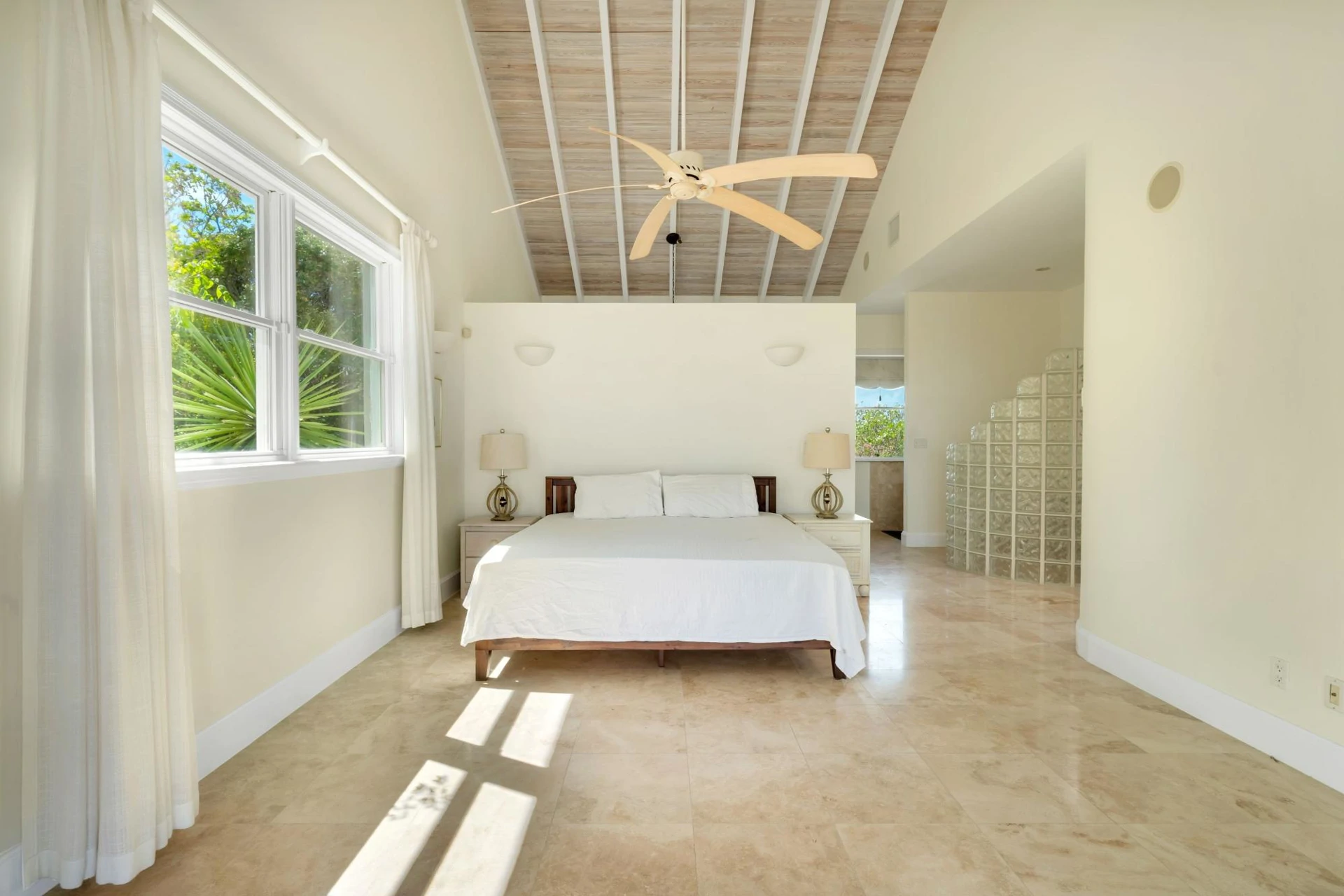 Caicos Blue Villa - photo 13