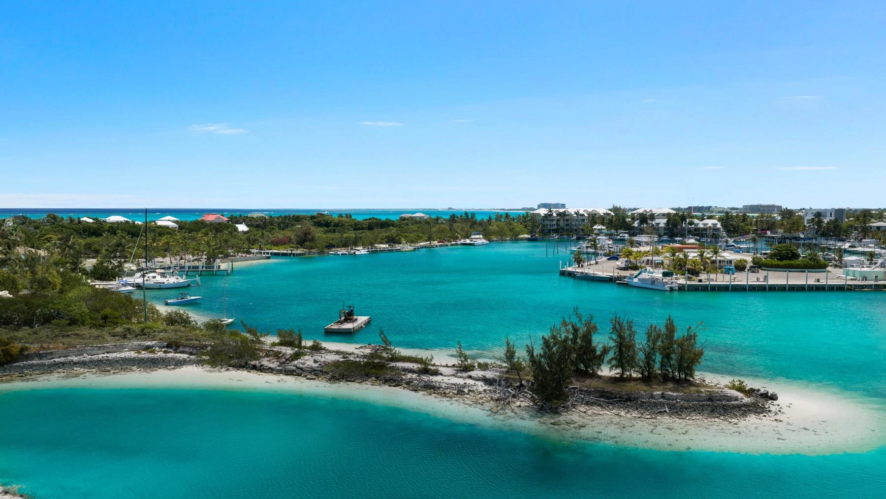 3I - 2BR Marina Front - The Loren at Turtle Cove - Gallery image 2