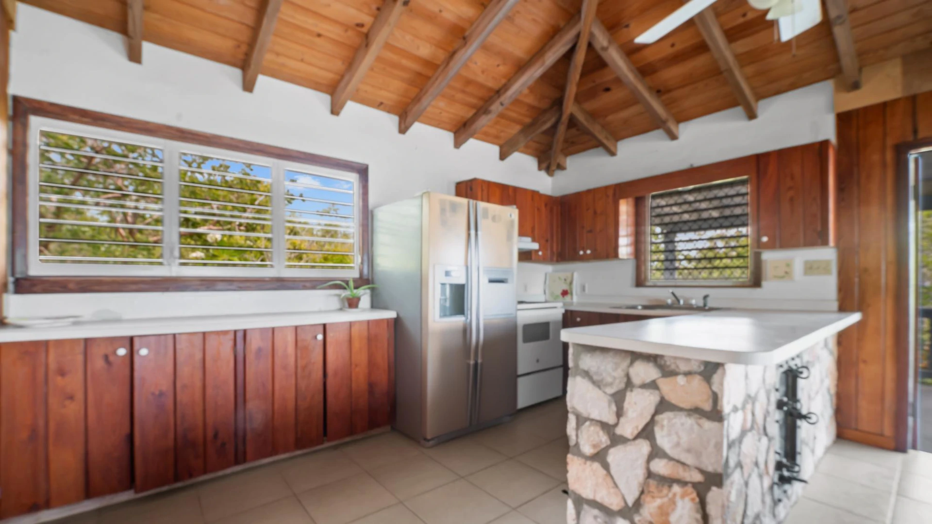 2 LOTS, 3 PROPERTIES, 1 UNBEATABLE DEAL! - Gallery image 19