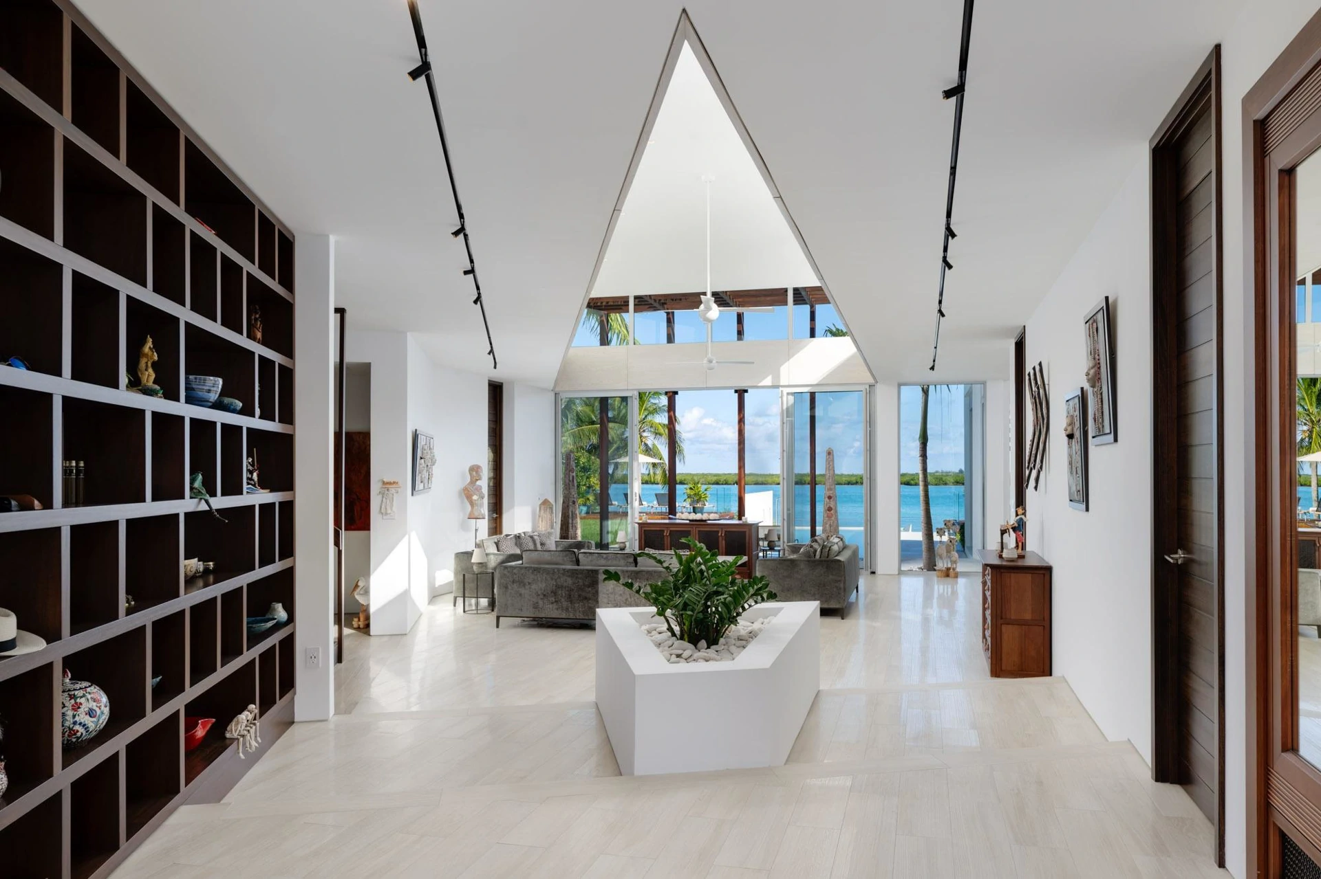 Blue Cay Estate Beach & Canal Front - Gallery image 7