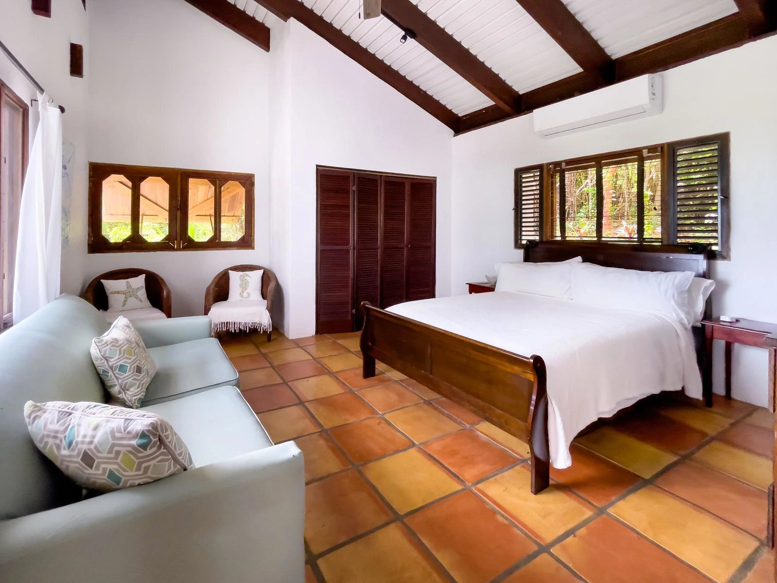 Water's Edge Villa - Gallery image 6