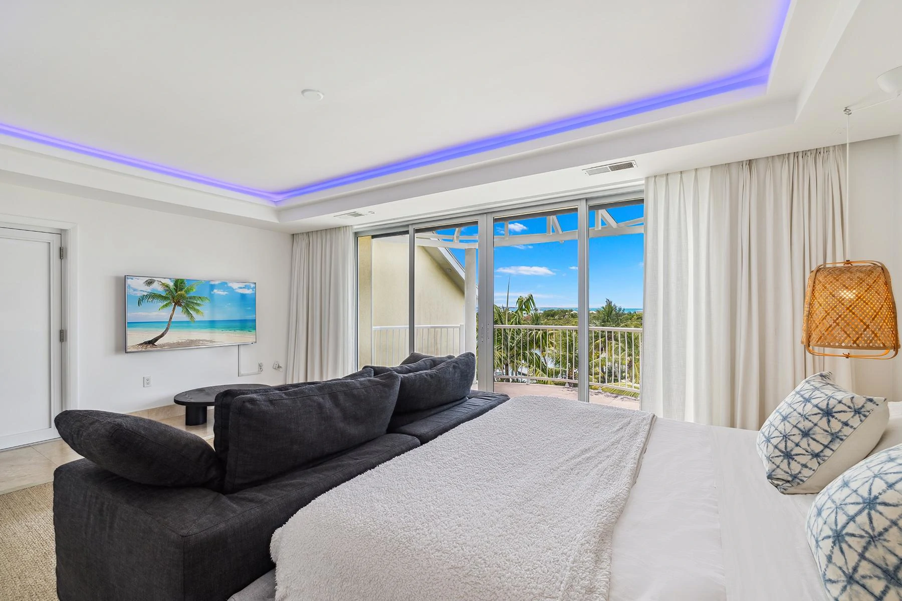 THE YACHT CLUB - Gallery image 15