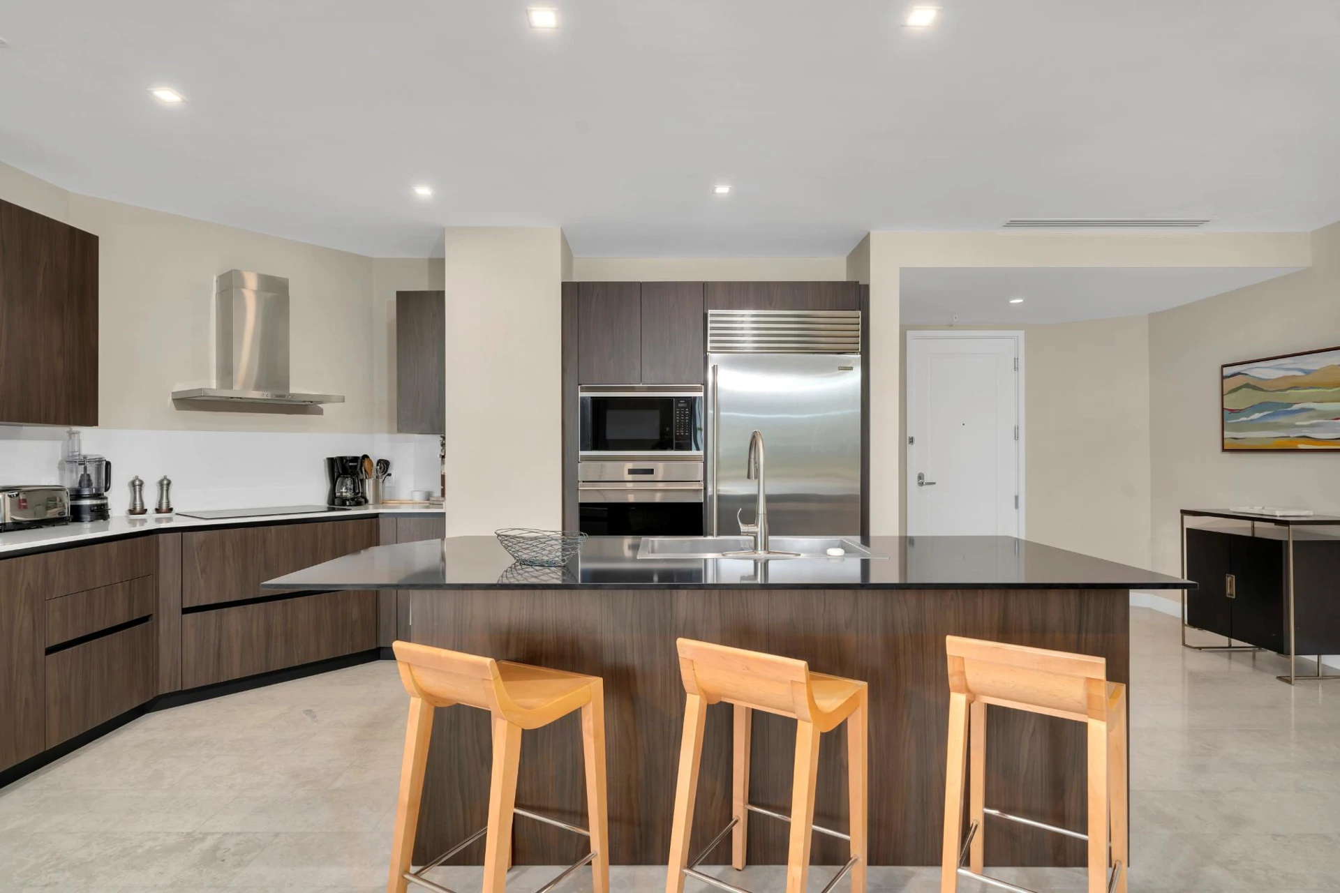 UNIT 1010 RITZ CARLTON 2BR/3BA - Gallery image 4