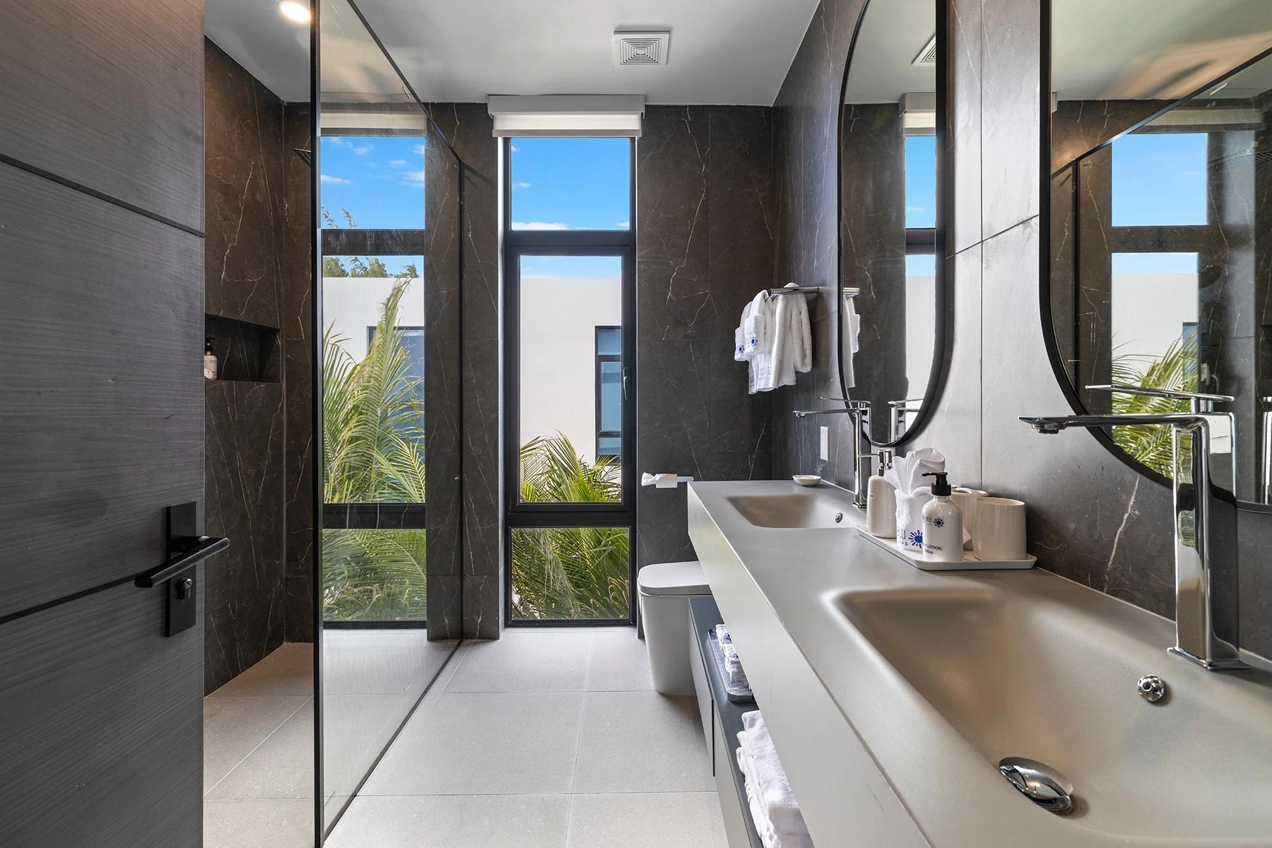 AQUA BLU BEACH VILLAS - Gallery image 24