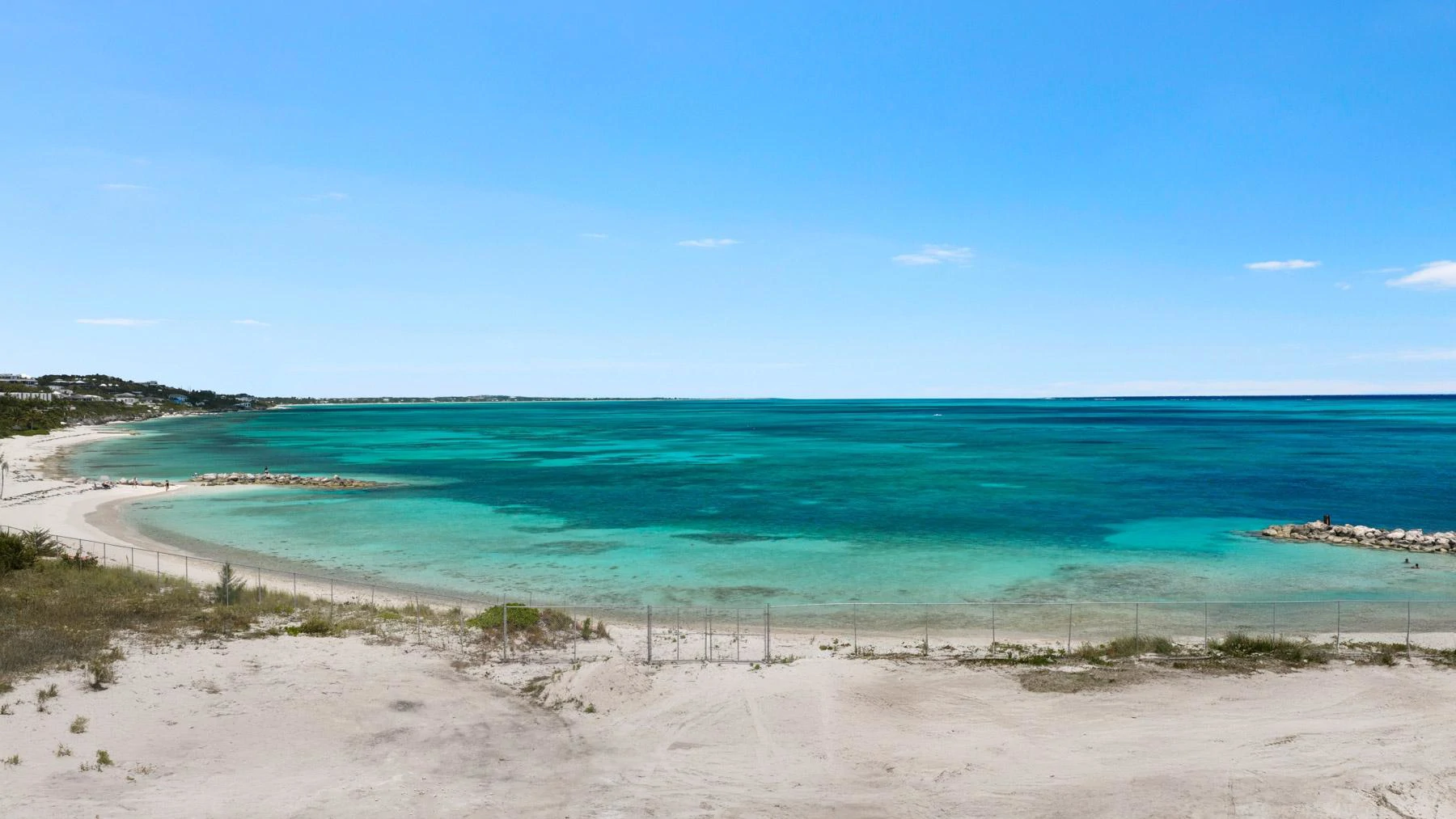 3D - 2BR Beach Front - The Loren at Turtle Cove - Gallery image 2