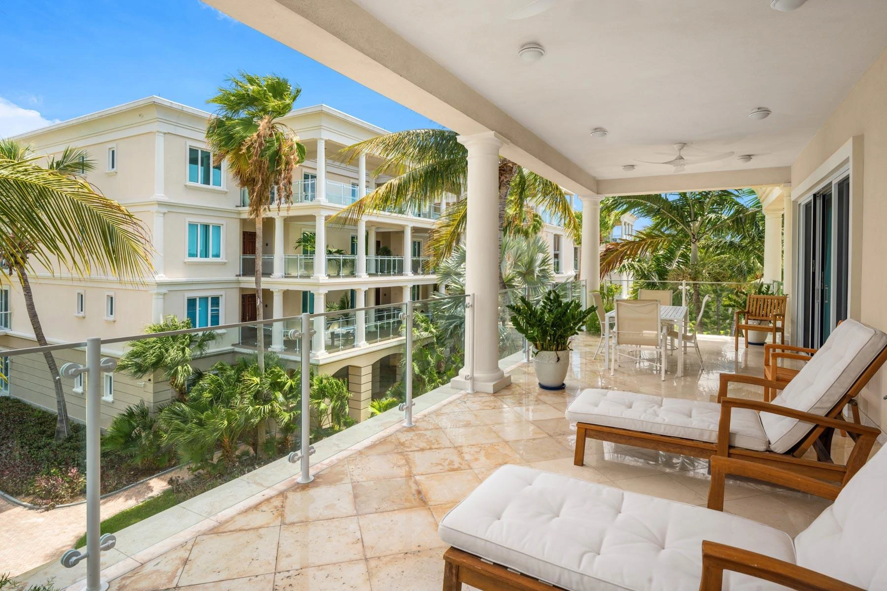 308 The Pinnacle On Grace Bay - Gallery image 2