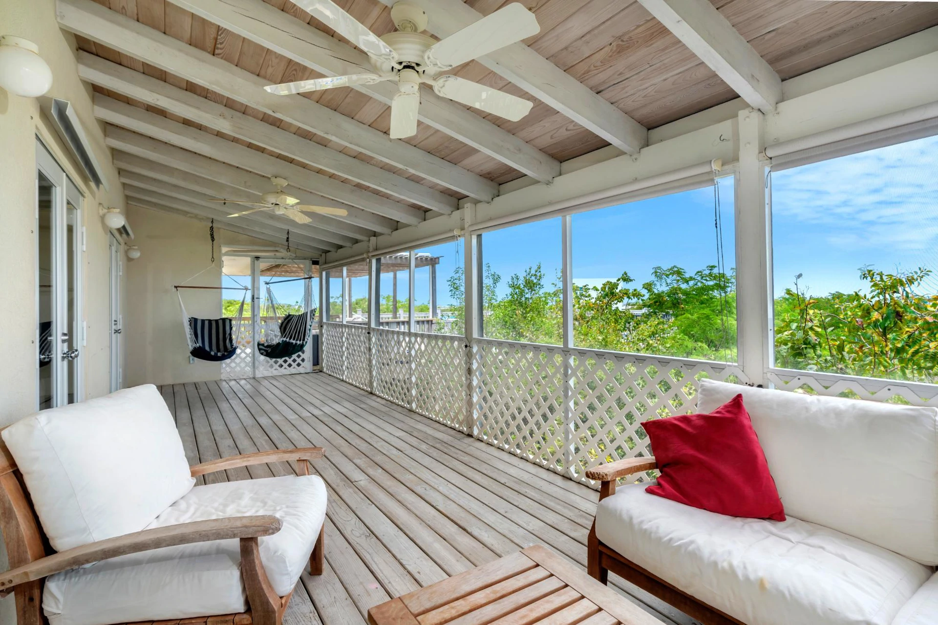 Pink House - Gallery image 14
