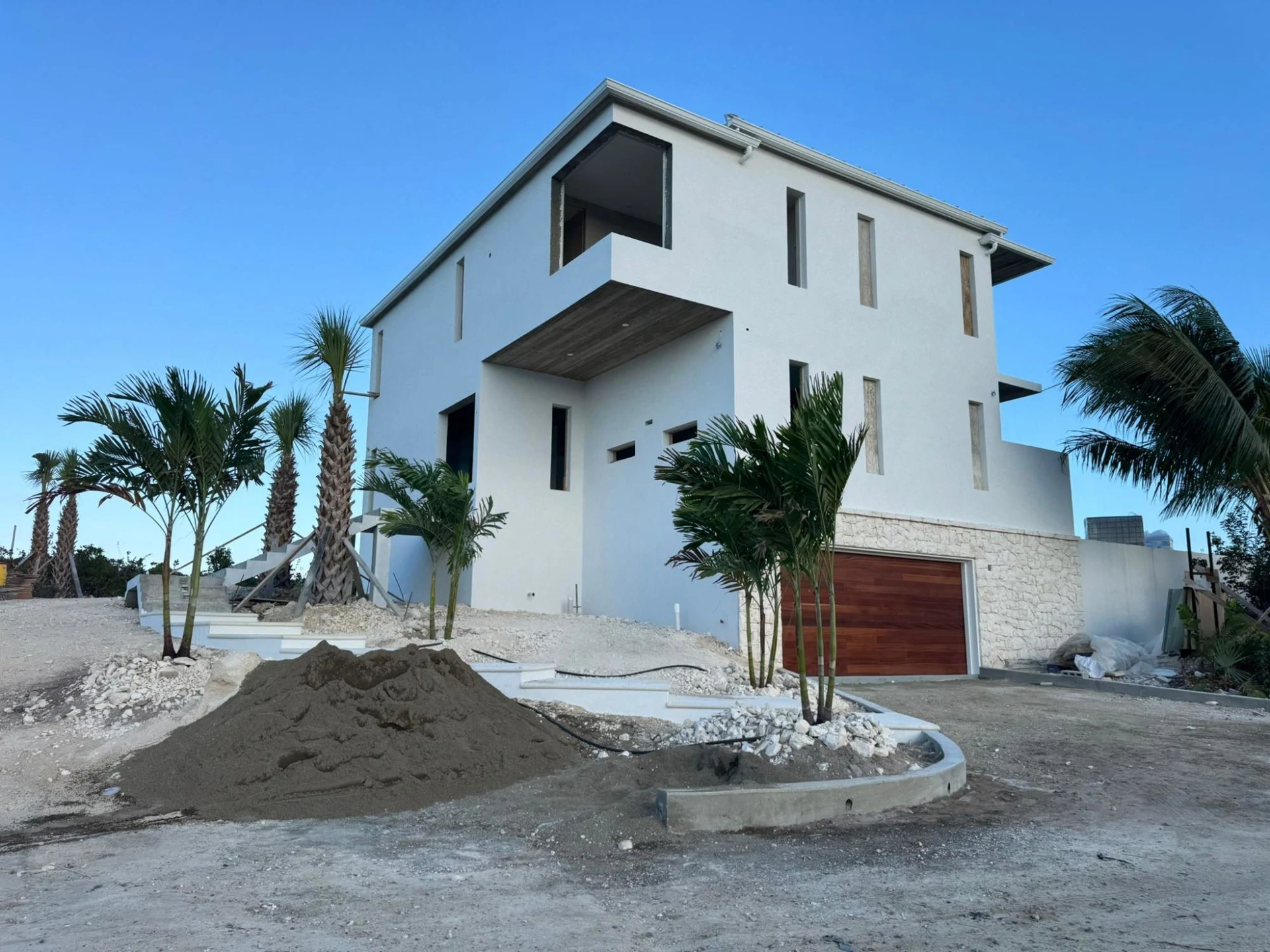 Turtle Tail Villa on Brooks Close