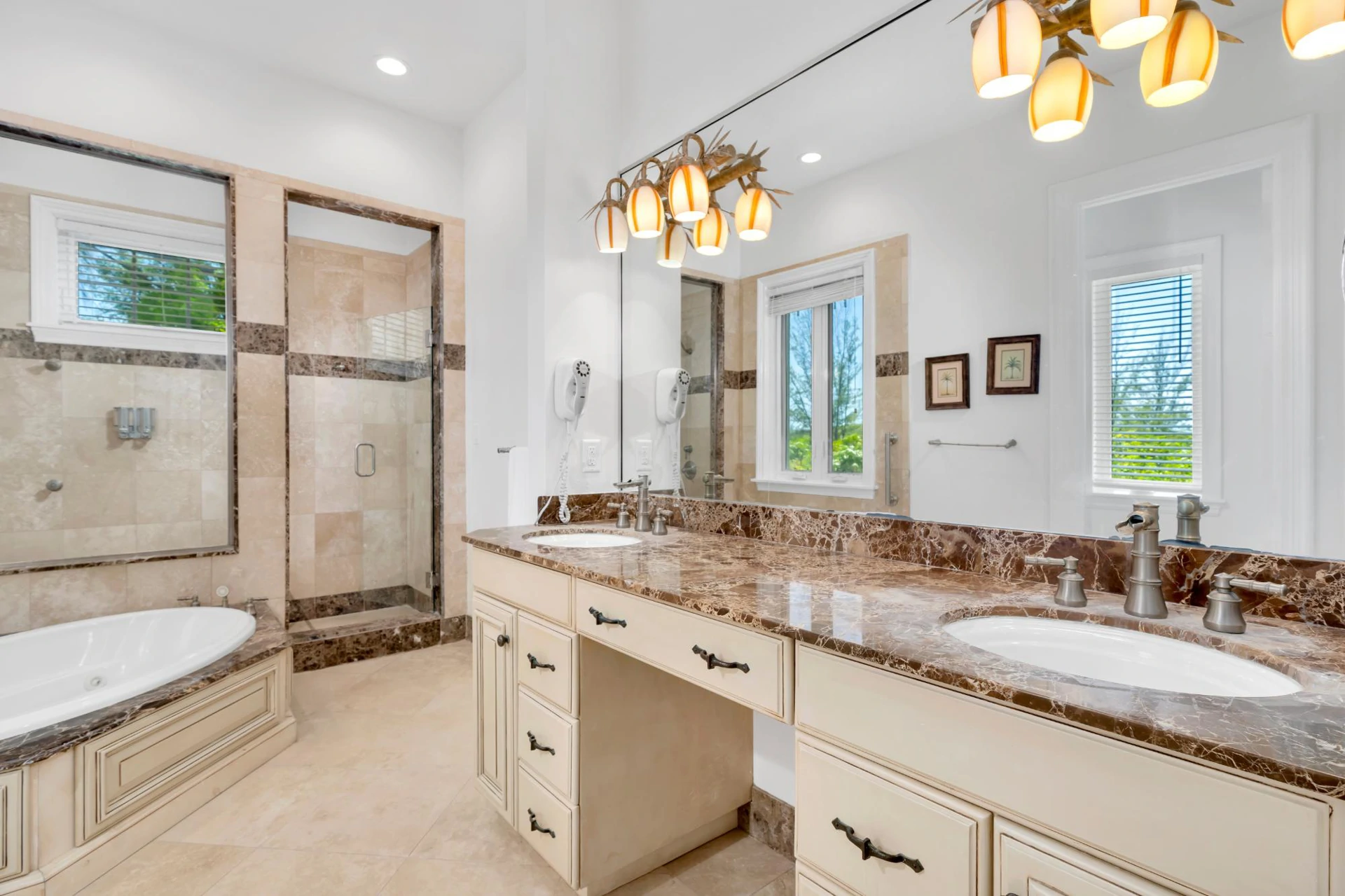 Villa Cecilia Beachfront Pumpkin Bluff - Gallery image 16