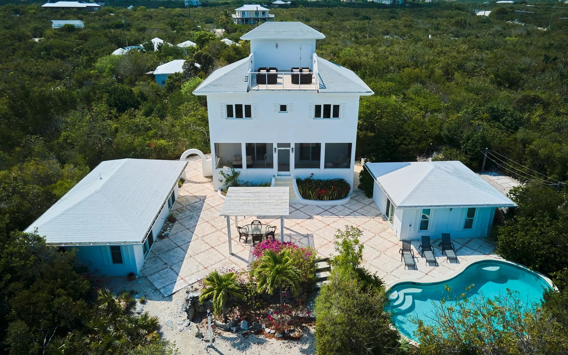 Surf Lodge Villa