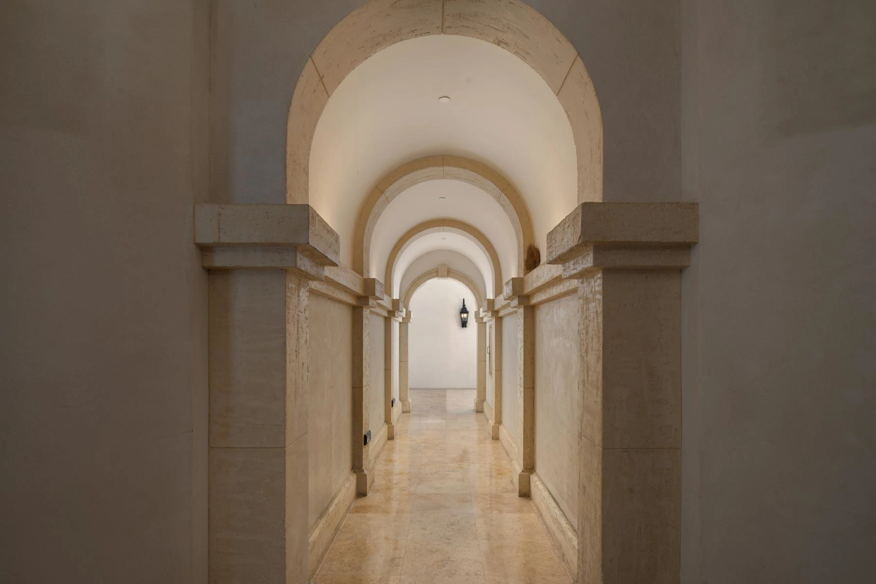 THE REGENT GRAND 409 - photo 13