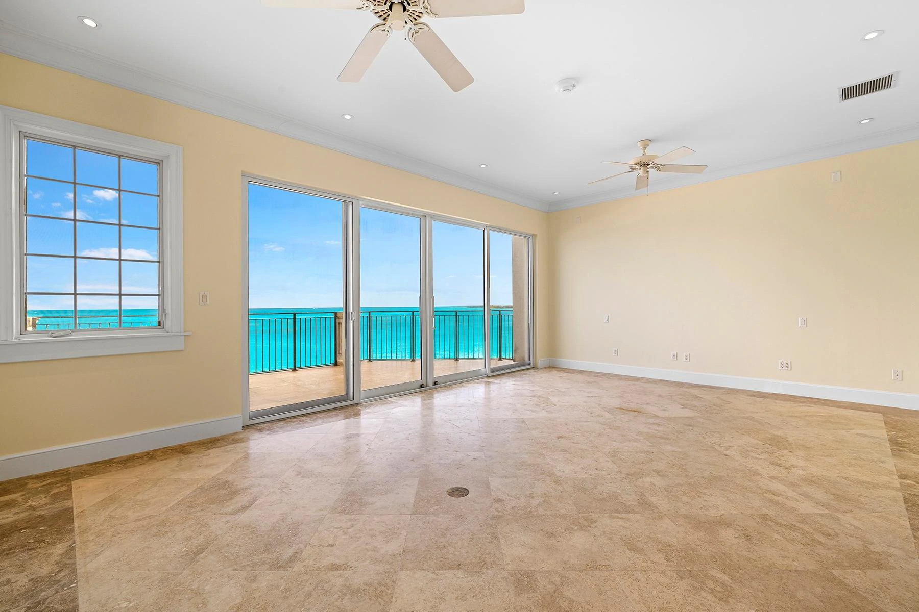 PH 601 - THE REGENT GRAND - Gallery image 14