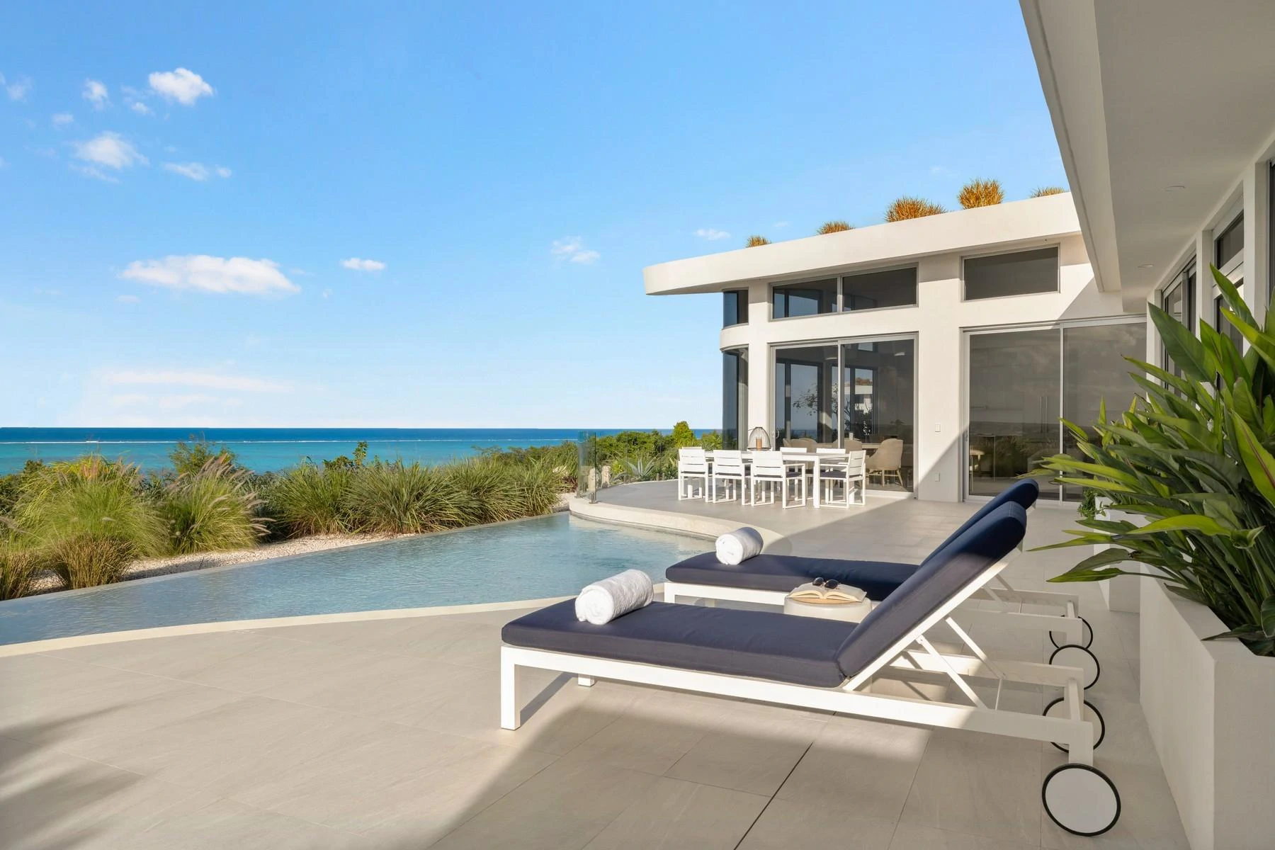 Villa 2 - The Summit - Blue Mountain Ocean View - Gallery image 16