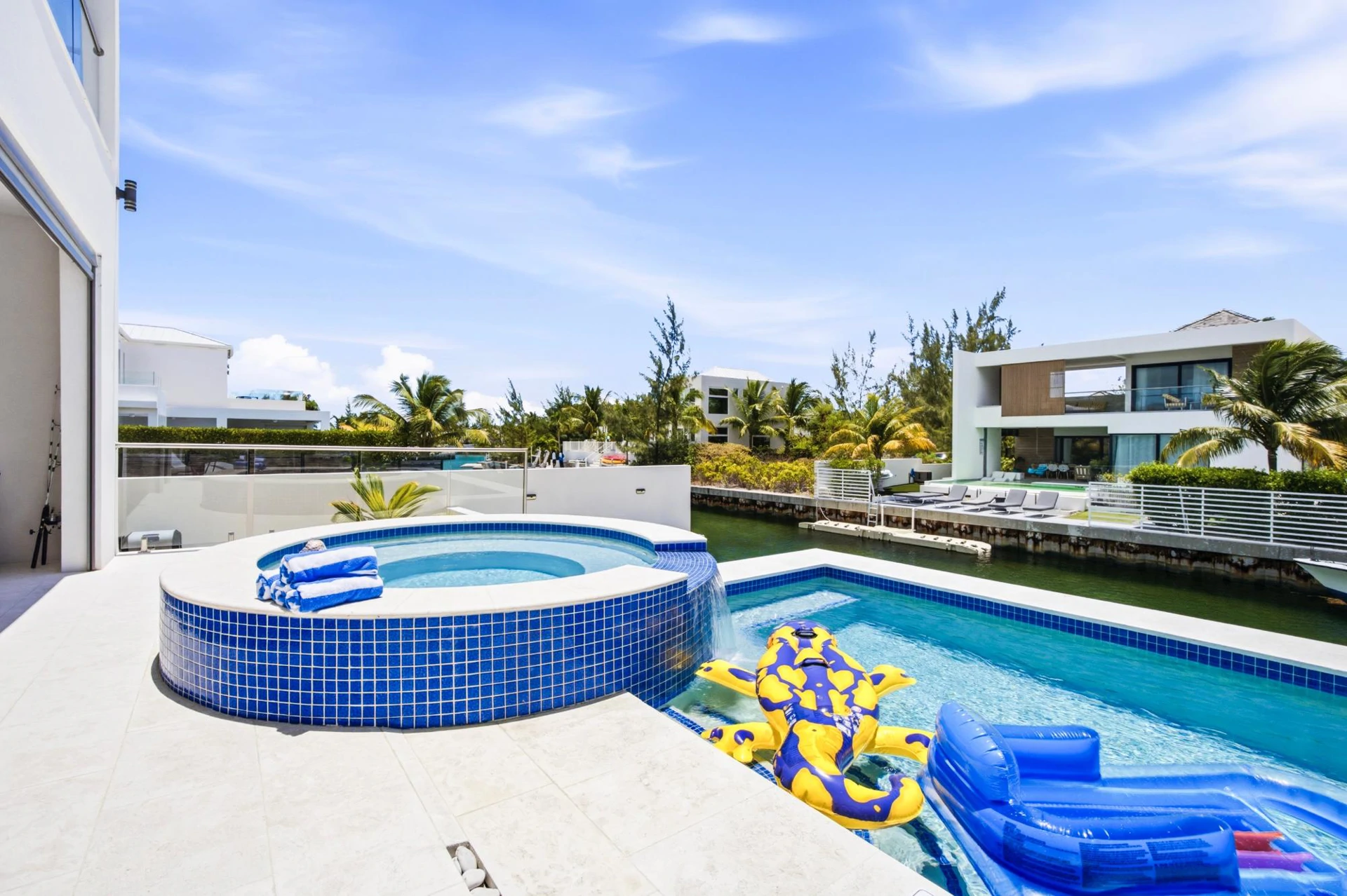 Blue Diamond Villa - Gallery image 5
