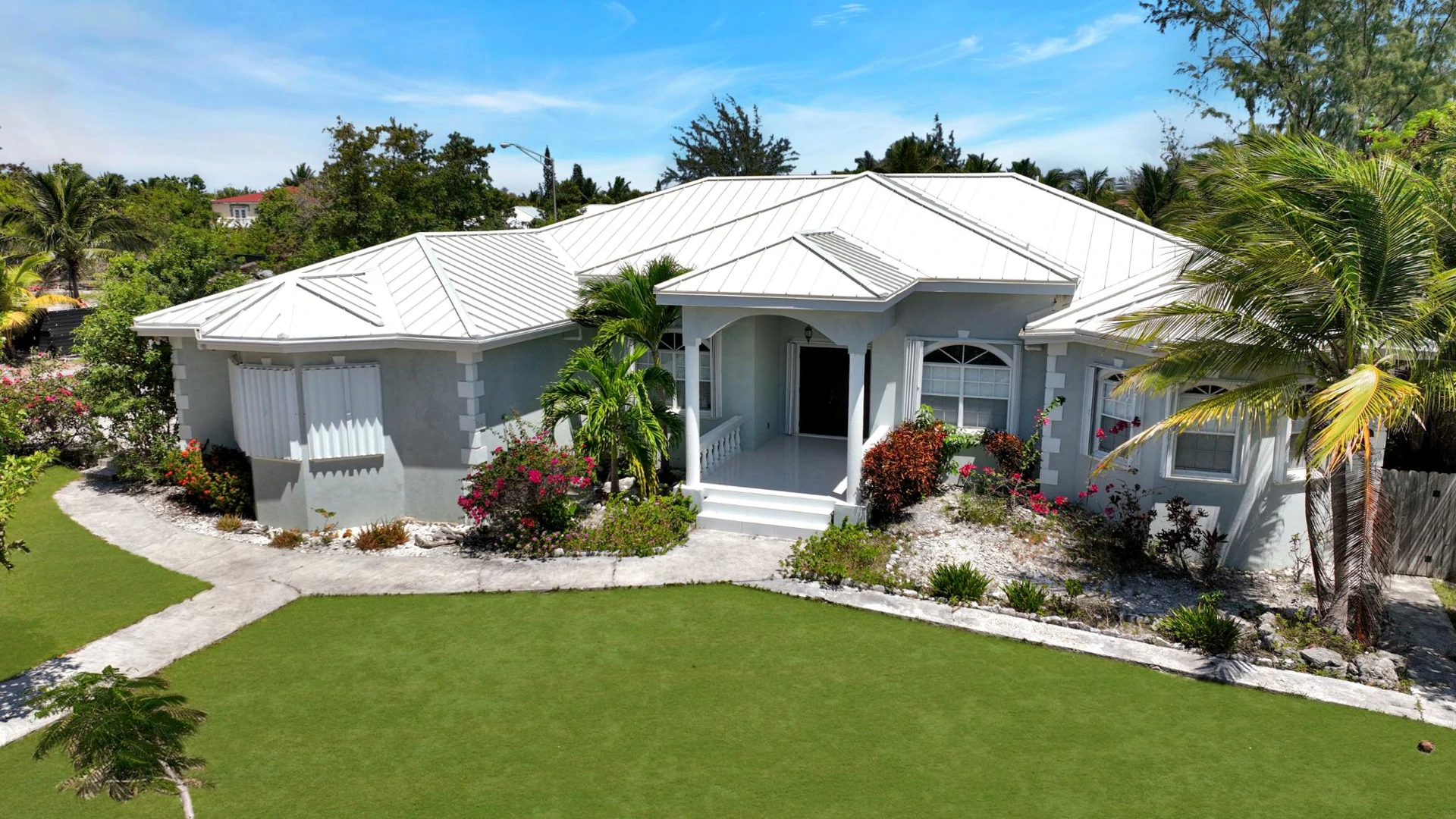 LEEWARD PALMS DELIGHT