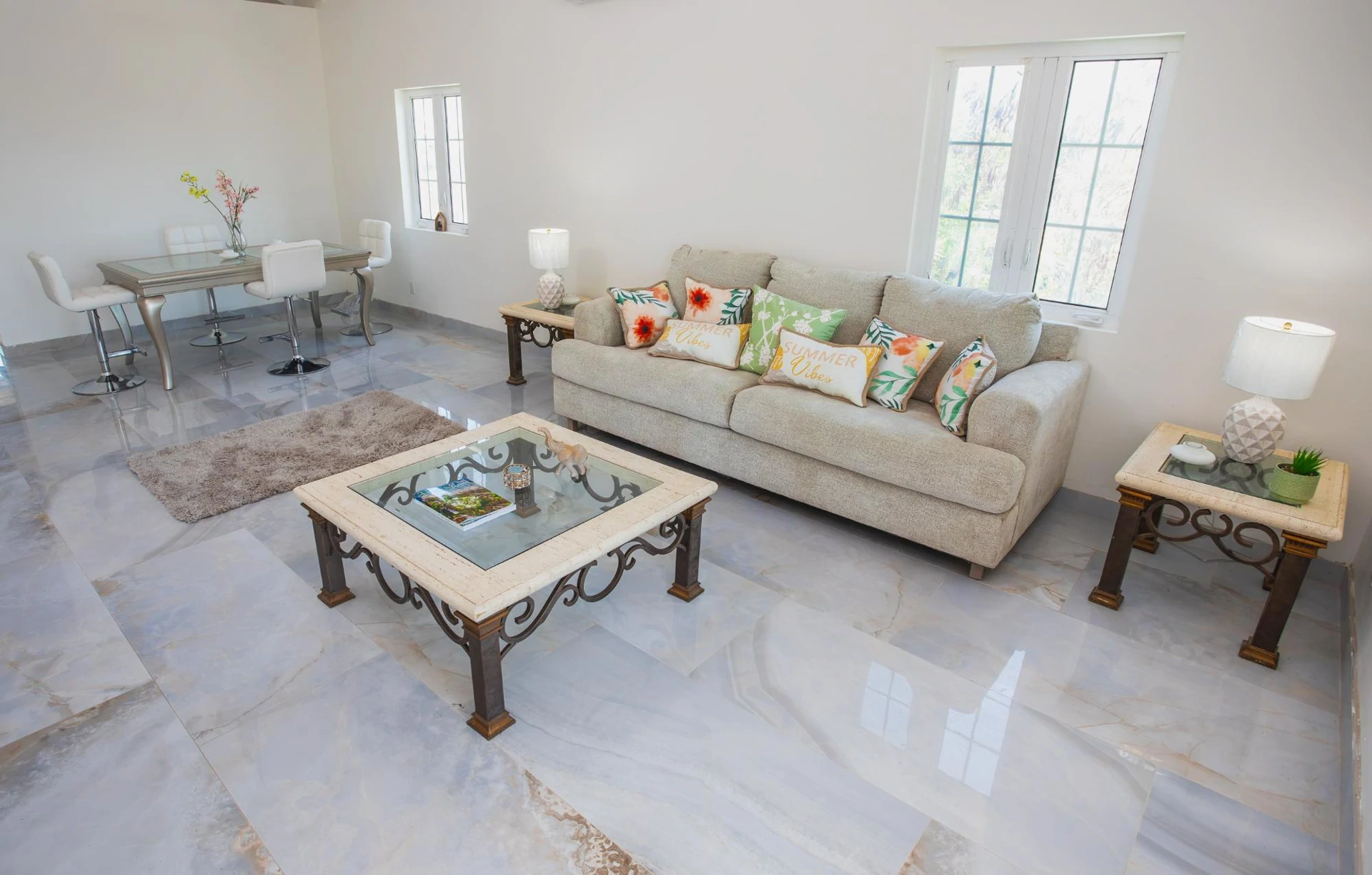 Elevated Island Living - Gallery image 4
