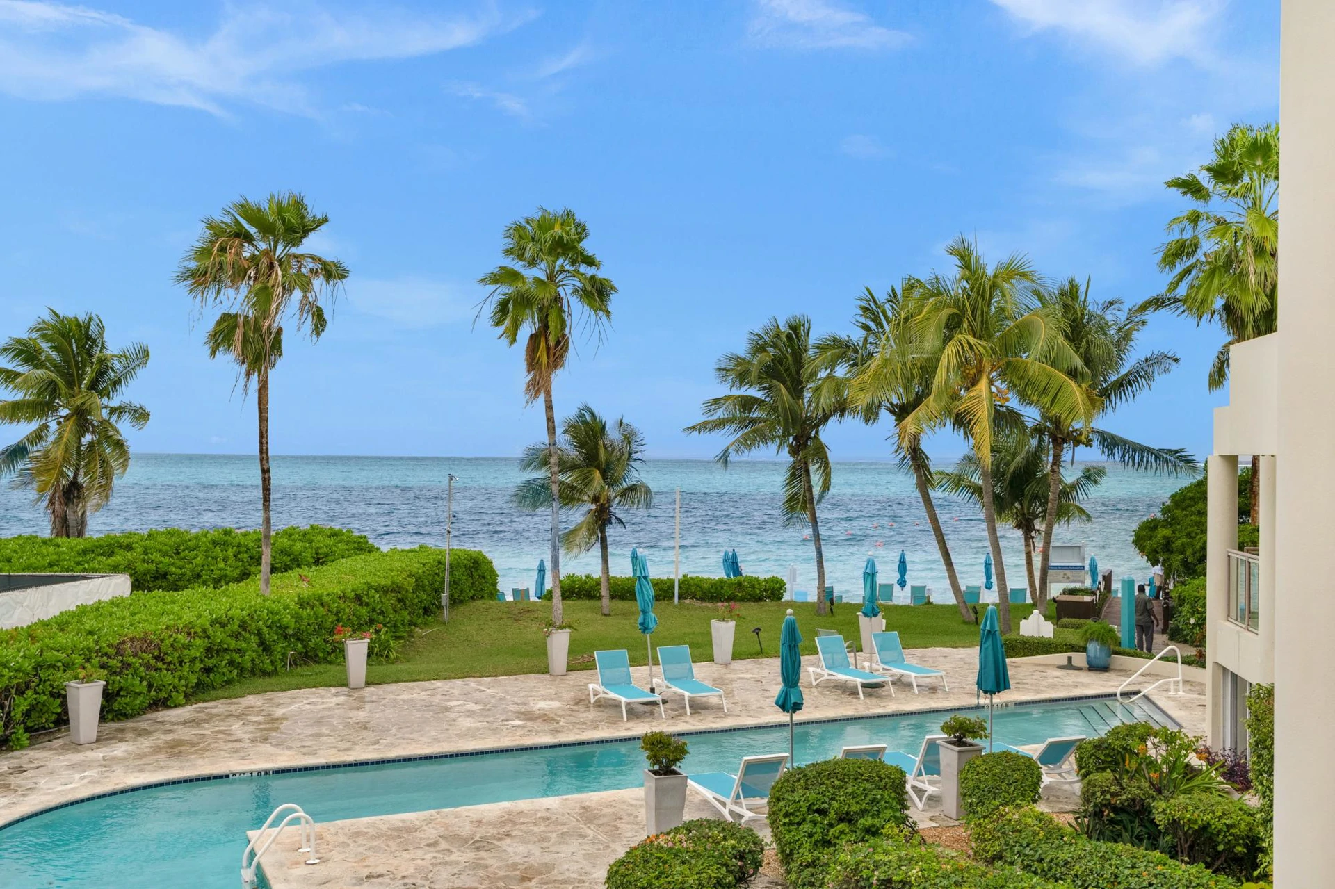 Coral Gardens On Grace Bay