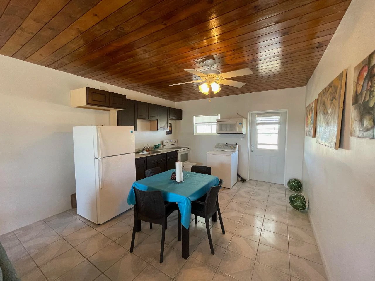 Coconut Room Salt Cay Home and Lot - Gallery image 20