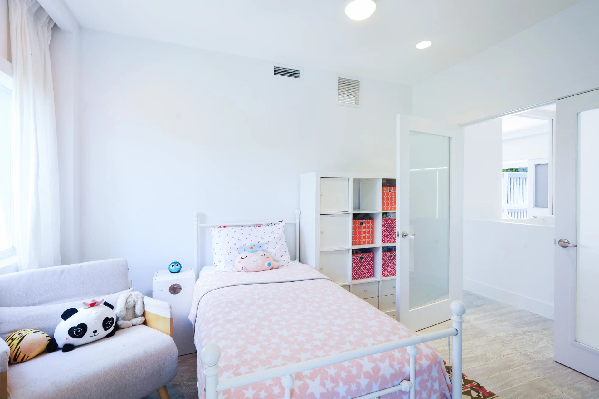 ONE LOFT - Gallery image 20