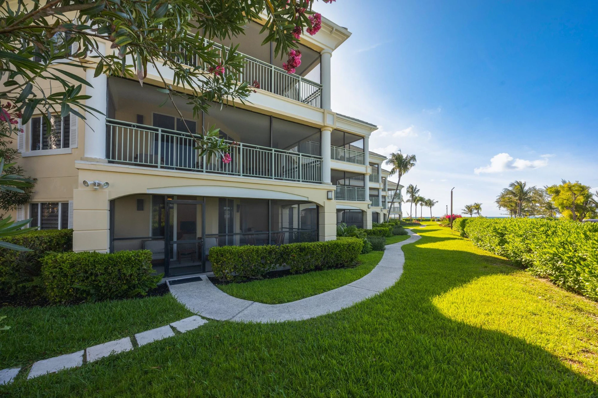 3115 - The Sands At Grace Bay - Gallery image 29