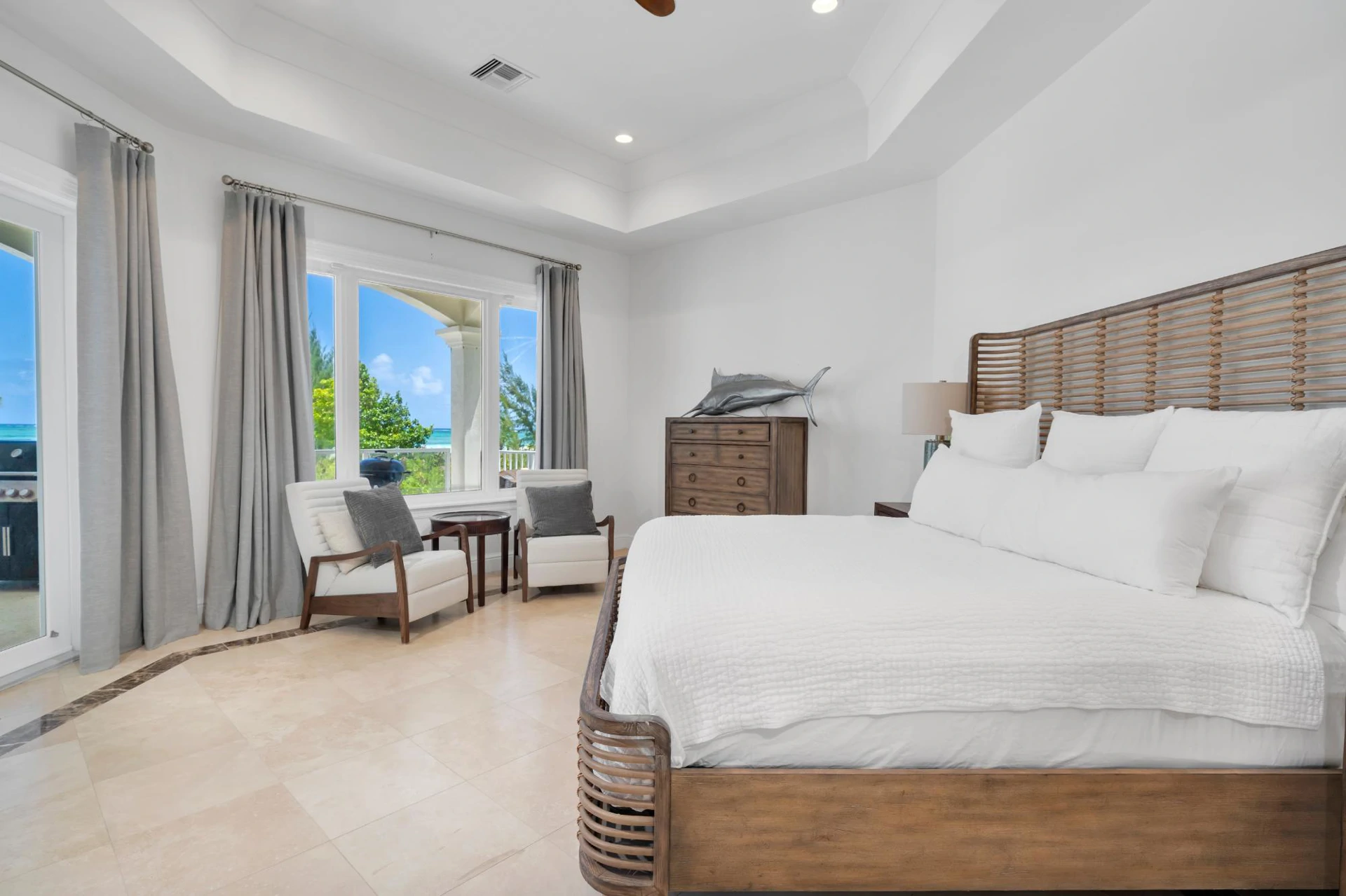 Villa Cecilia Beachfront Pumpkin Bluff - Gallery image 12
