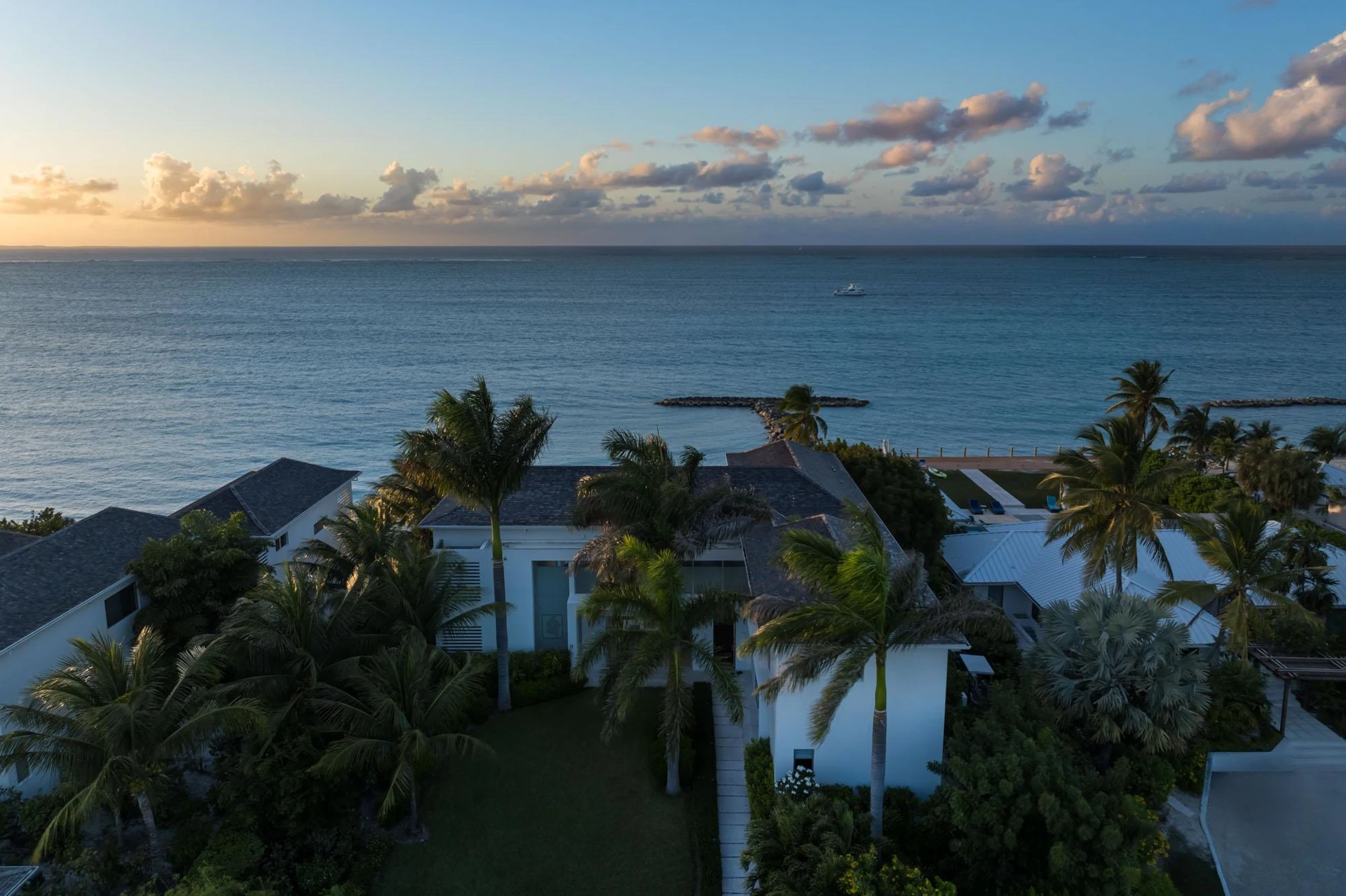 Beach Enclave Grace Bay - Villa 2 - Gallery image 54