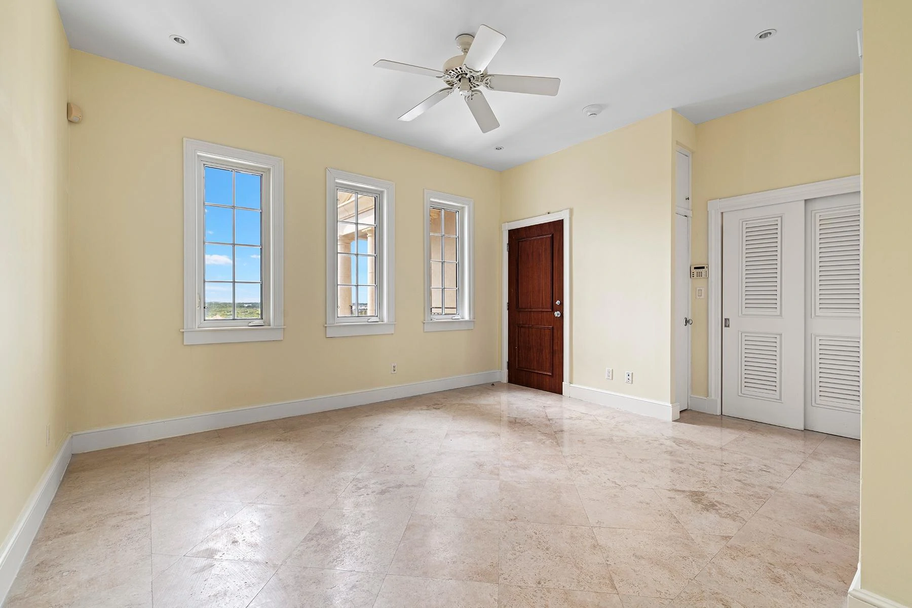 PH 601 - THE REGENT GRAND - Gallery image 26