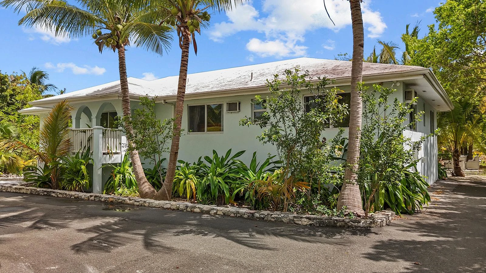 Perfect Leeward Turnkey Property - Gallery image 40