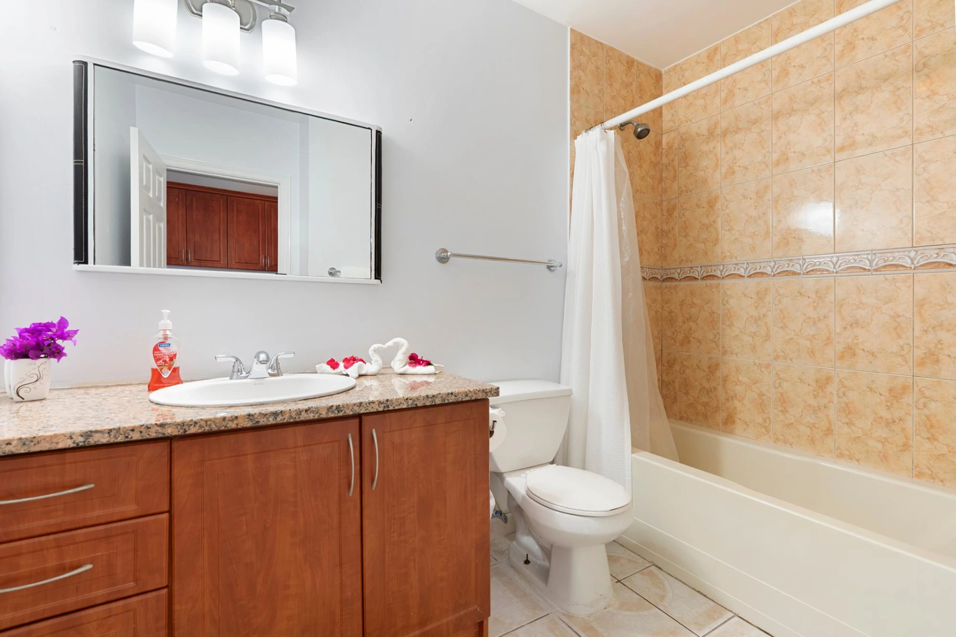 Queen Angel Resort - Gallery image 13