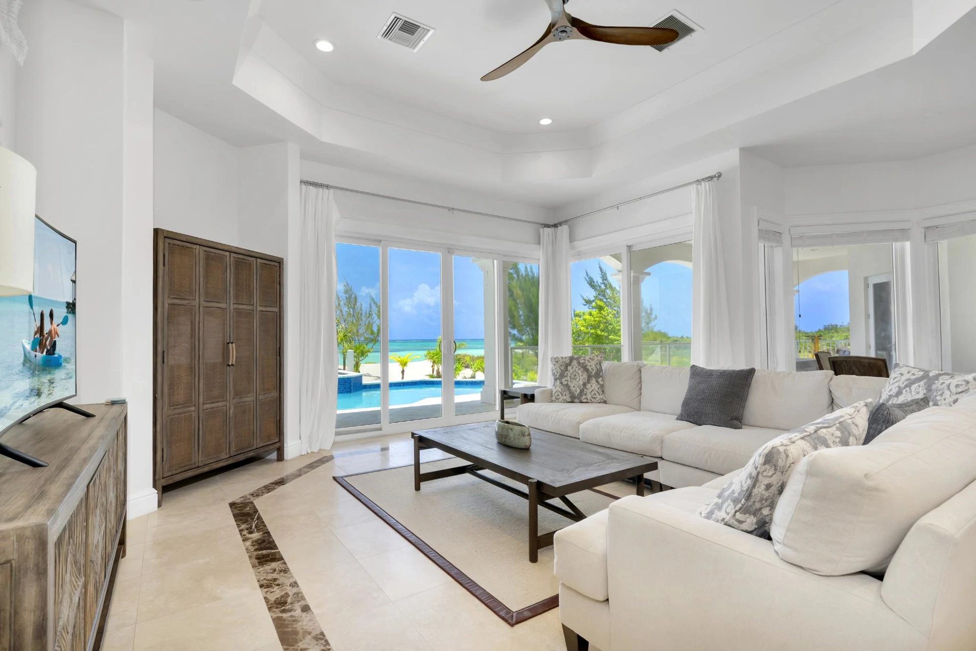 Villa Cecilia Beachfront Pumpkin Bluff - Gallery image 7