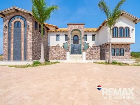 The Chateau, an Entertainer's Dream