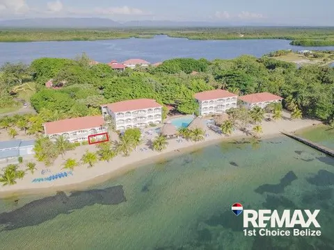 Beachfront Ground-Floor 2 Bed, 2 Bath at Umaya Resort