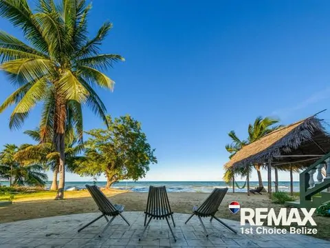 Belize Beach House South of Hopkins